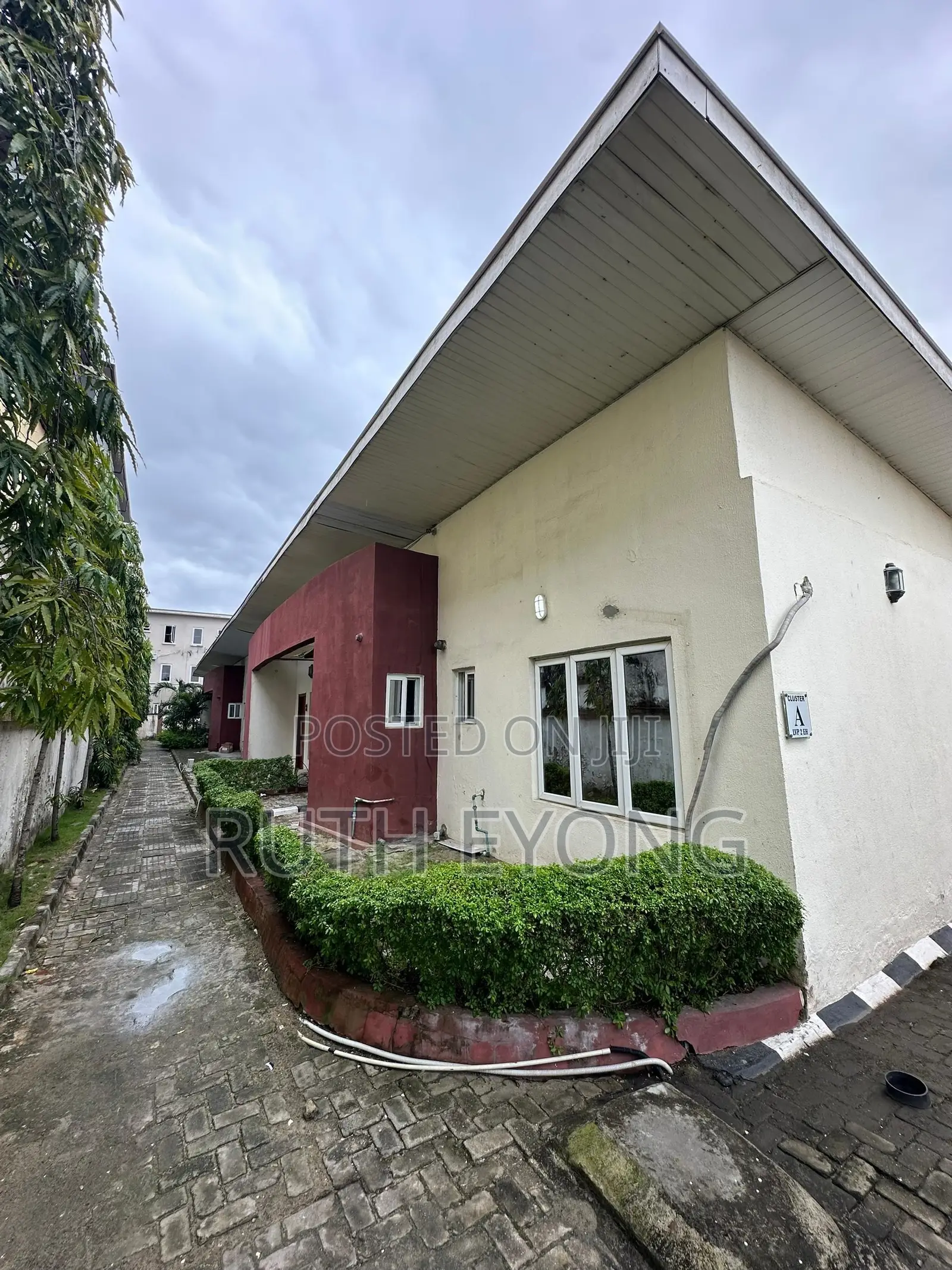 3bdrm Townhouse/Terrace in Orchid Lagos Nigeria, Lekki Phase 1 for sale