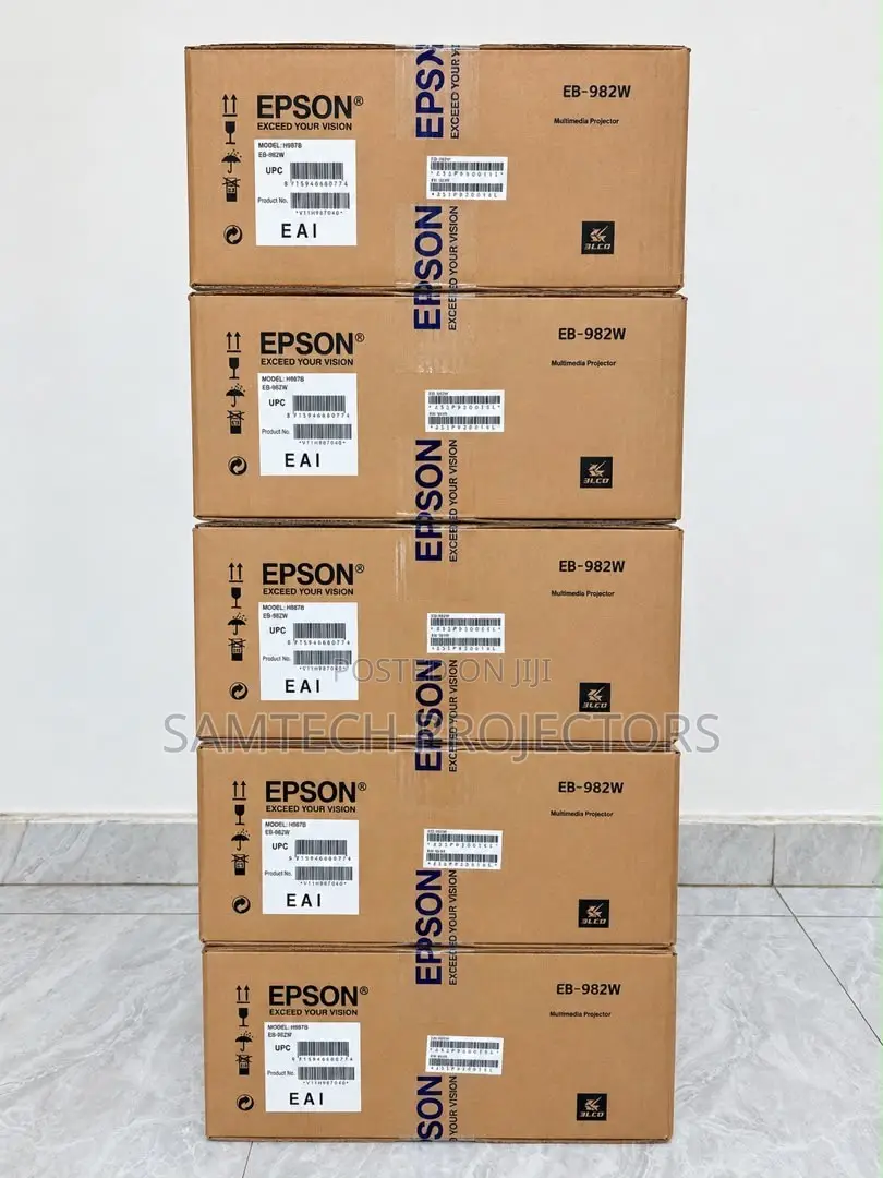 New Epson 4200 Lumens in Lagos Island, Abuja, Ibadan, Ph, Warri, Kano