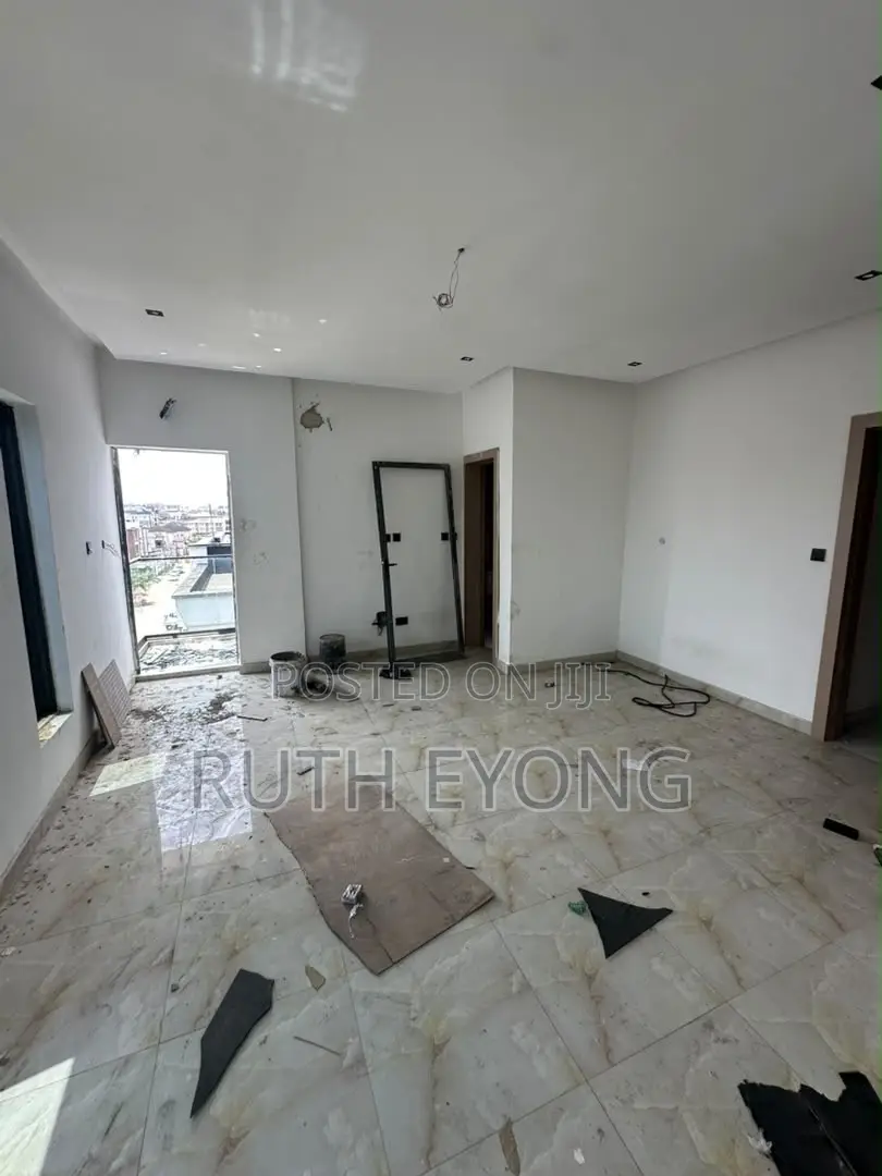3bdrm Maisonette in Ikate Lagos for rent