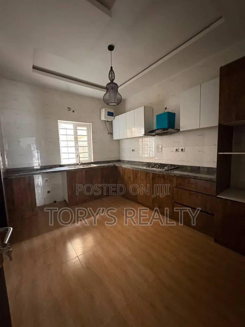 4bdrm Duplex in Thomas Estate for rent