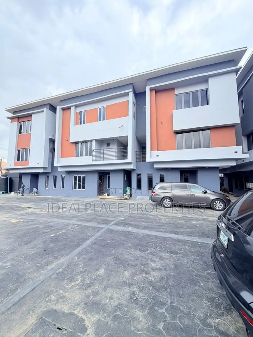 4bdrm Duplex in Ogudu GRA for rent