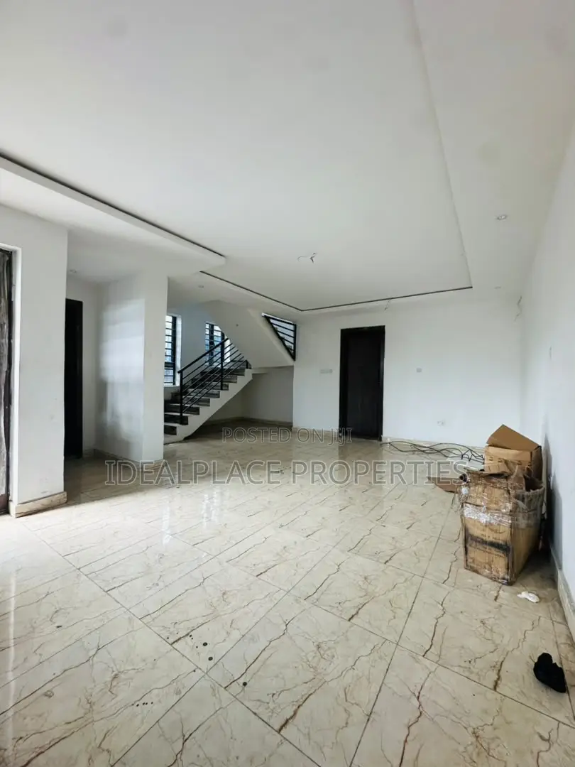 4bdrm Duplex in Ogudu GRA for rent