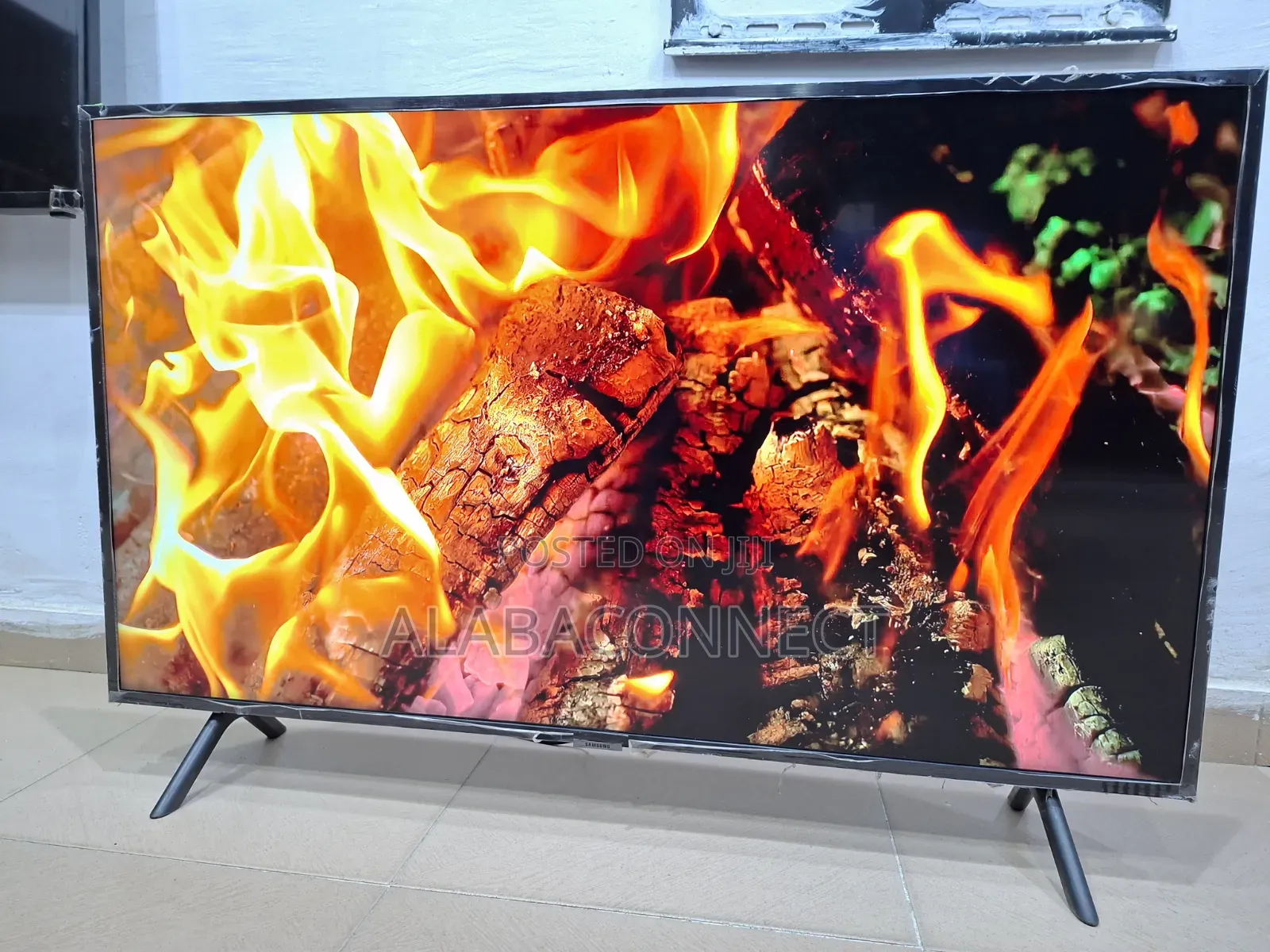 43" Samsung UHD Smart TV