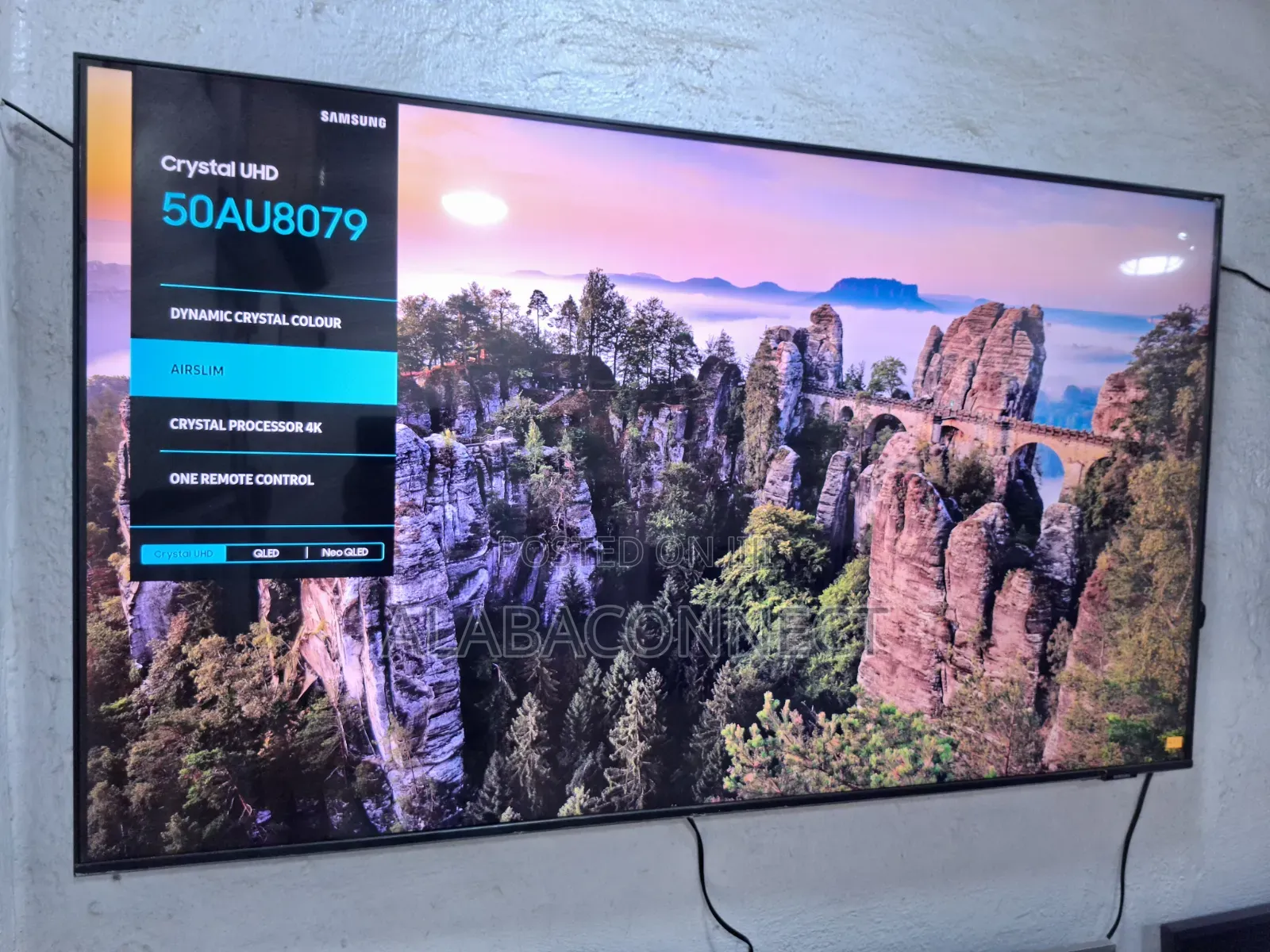 Slim 50" Samsung CrystalUHD HDR+ Smart TV