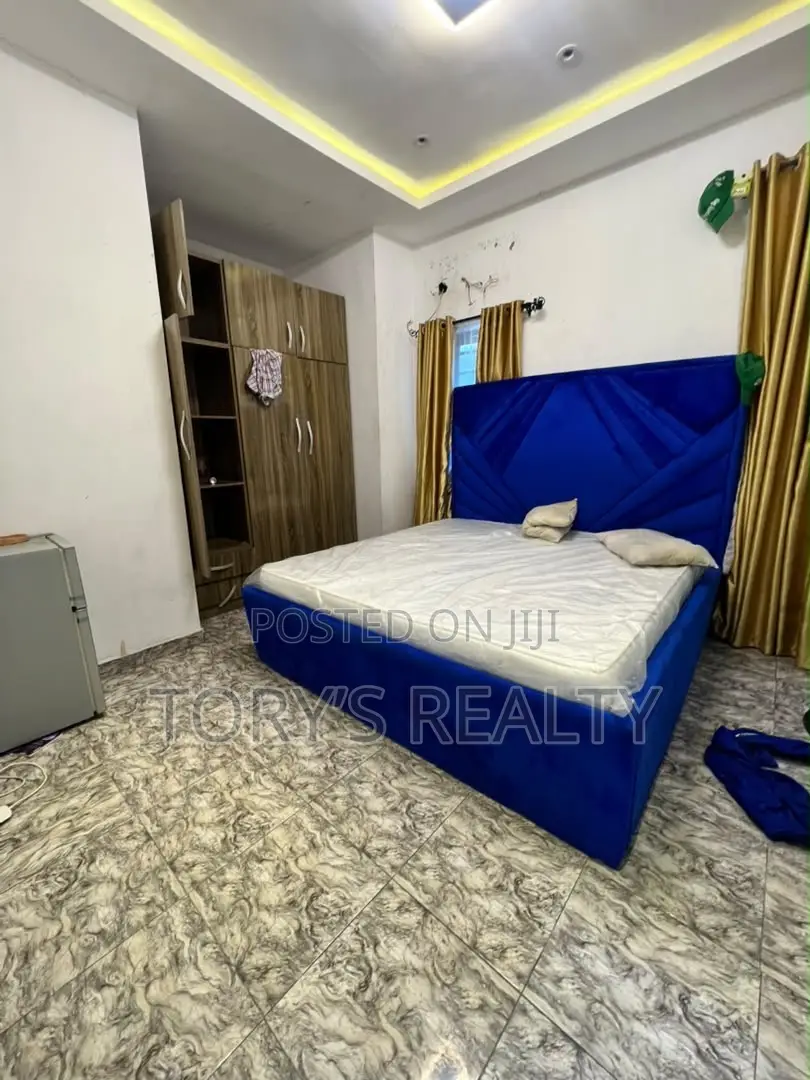 Furnished 1bdrm Apartment in Lekki Phase 2 for rent