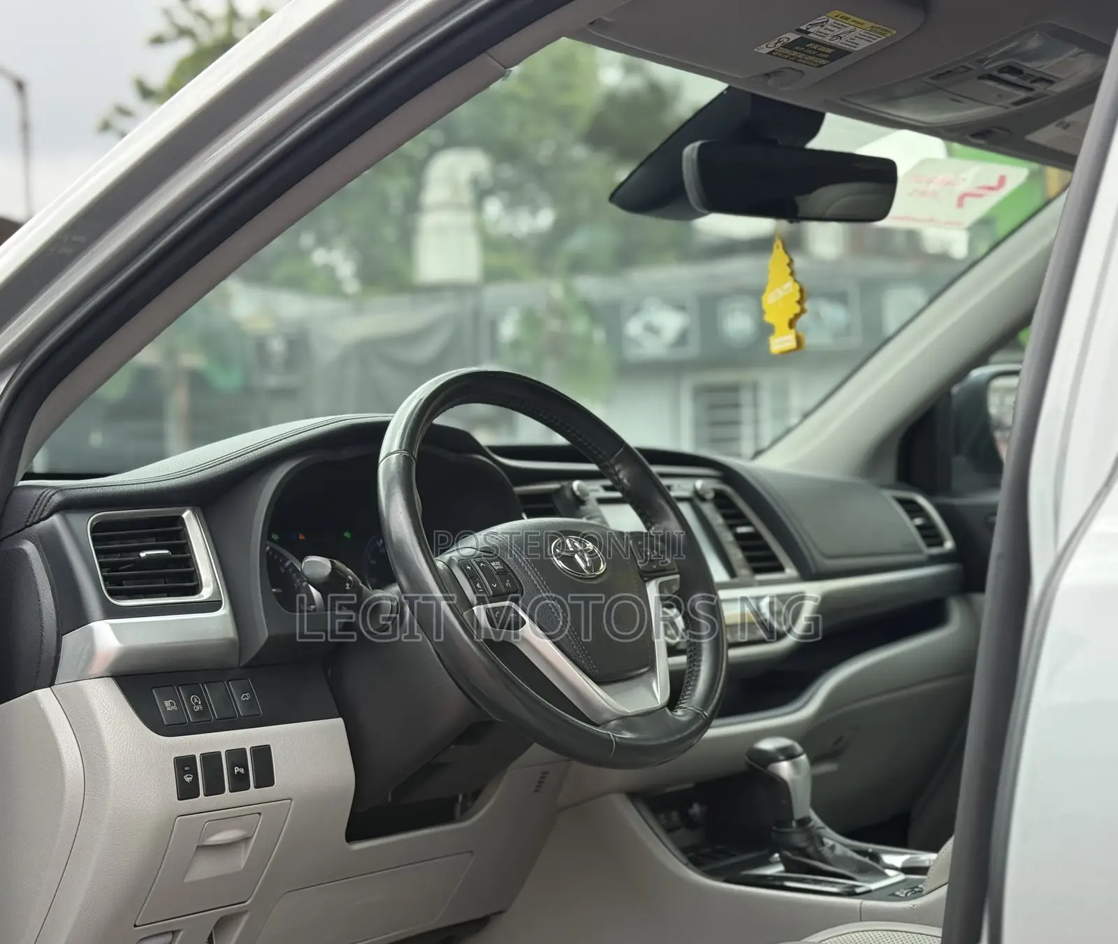 Toyota Highlander Limited 4x4 V6 (3.5L 6cyl 8A) 2018 Silver