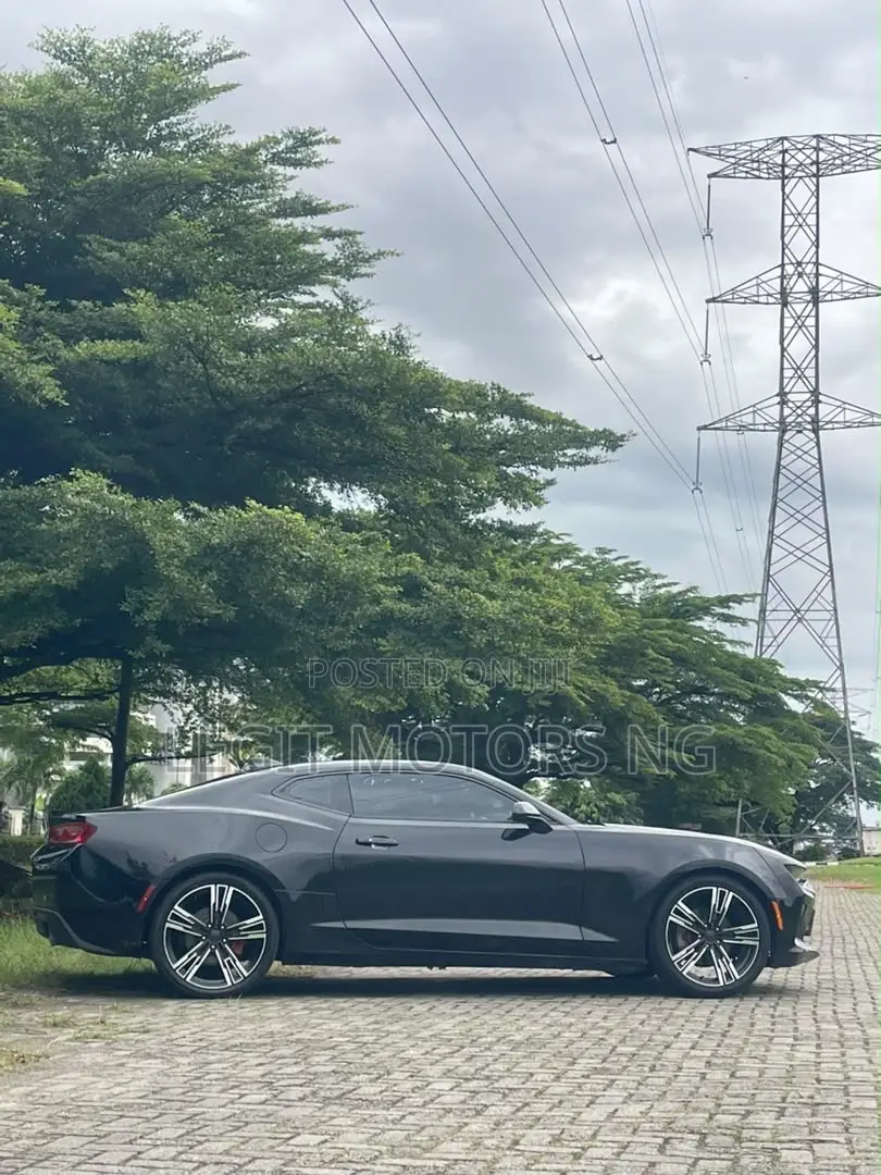 Chevrolet Camaro 2017 Black
