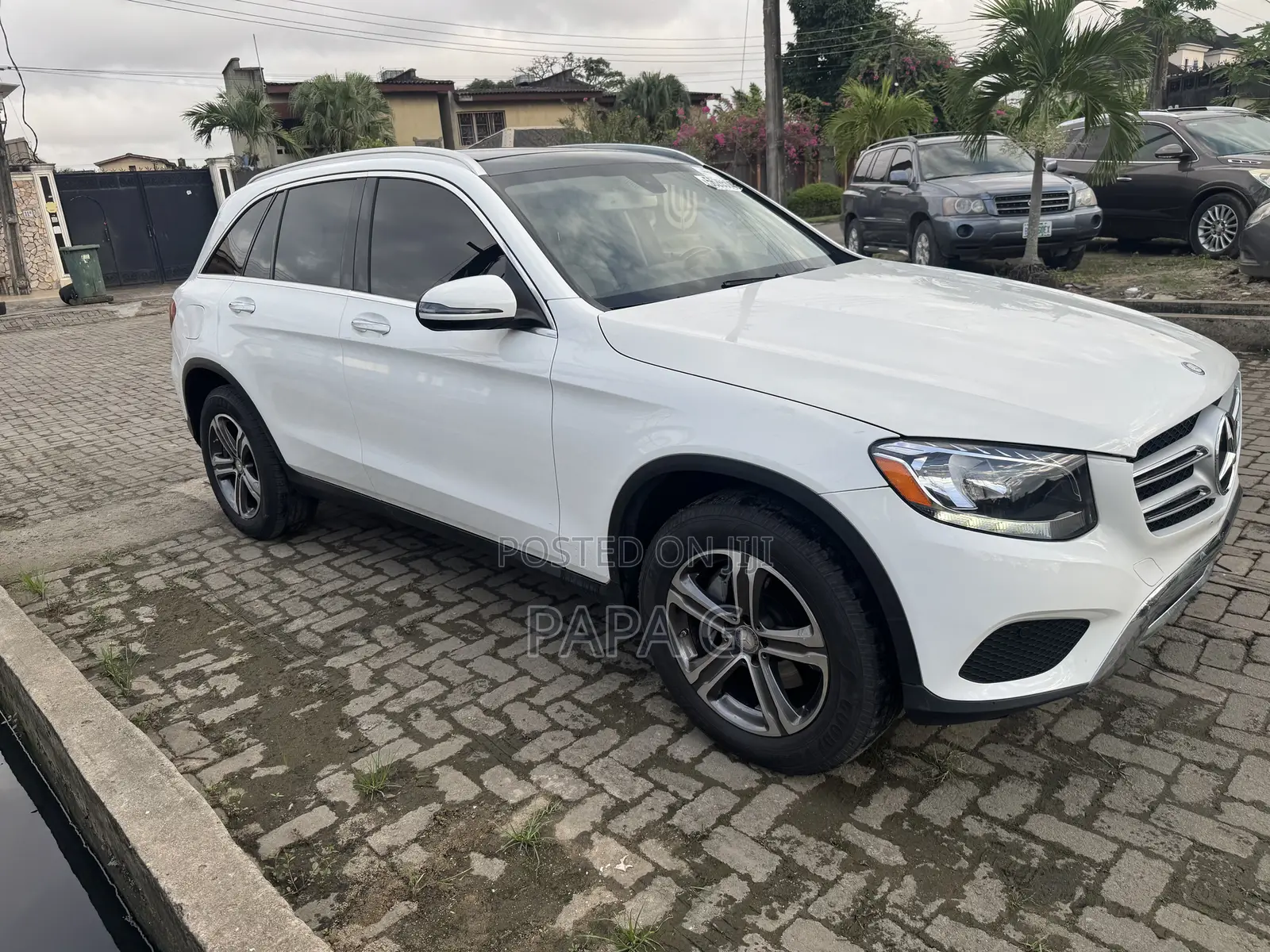 Mercedes-Benz GLC-Class 2016 White