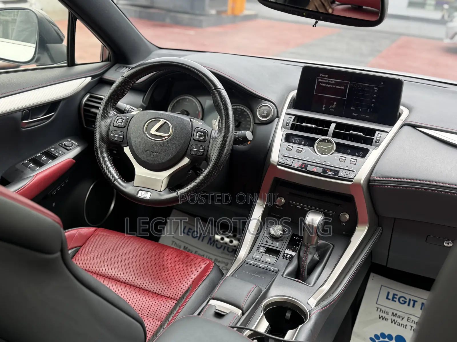 Lexus NX 300 FWD 2021 White