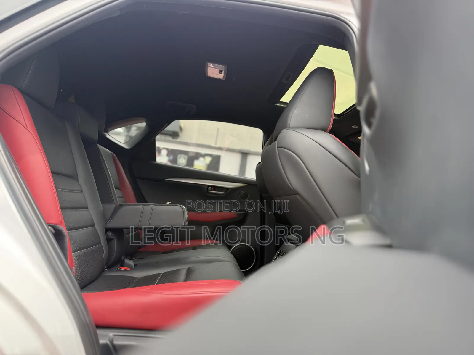 Lexus NX 300 FWD 2021 White
