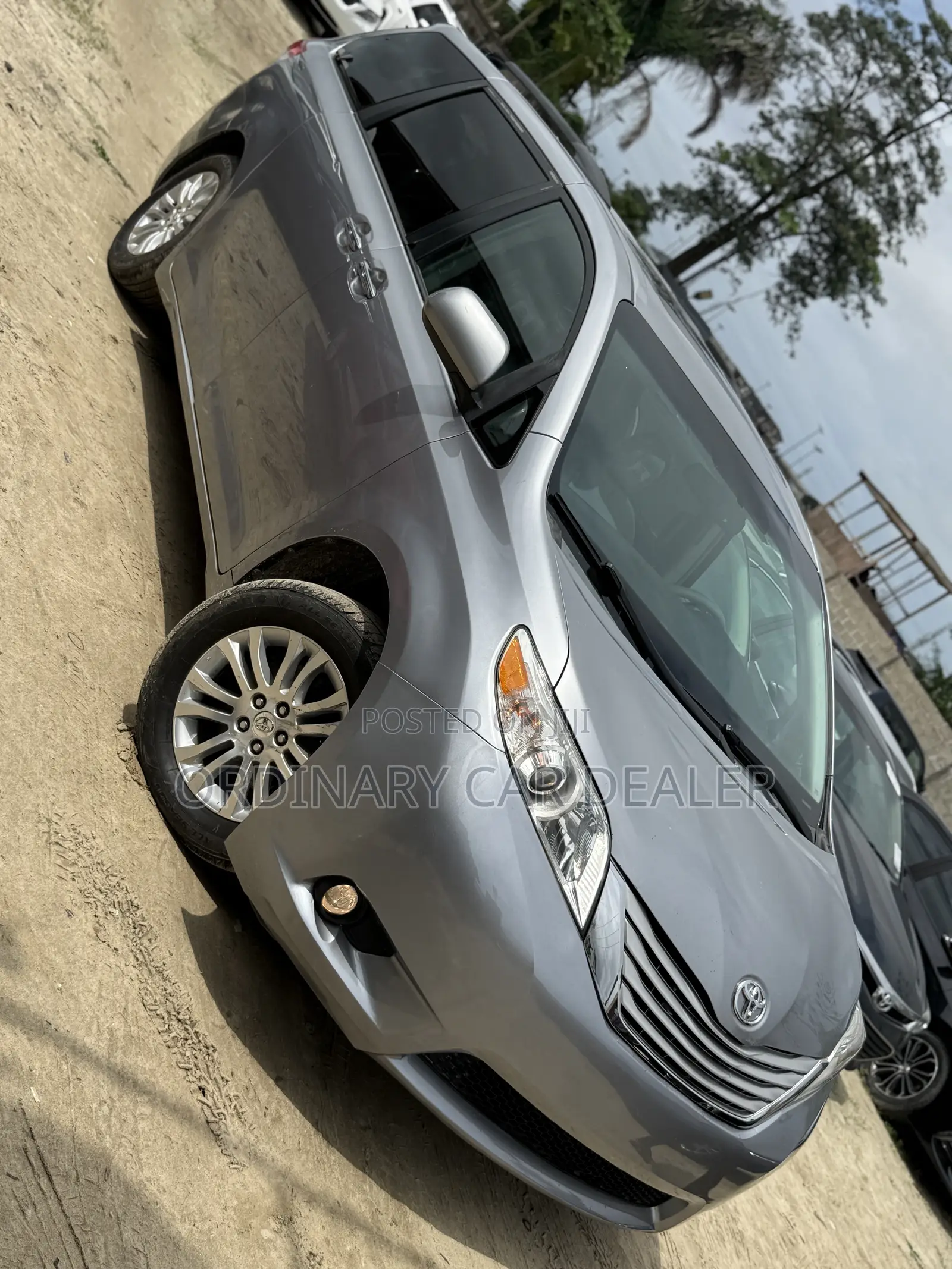 Toyota Sienna XLE 7 Passenger 2011 Gray