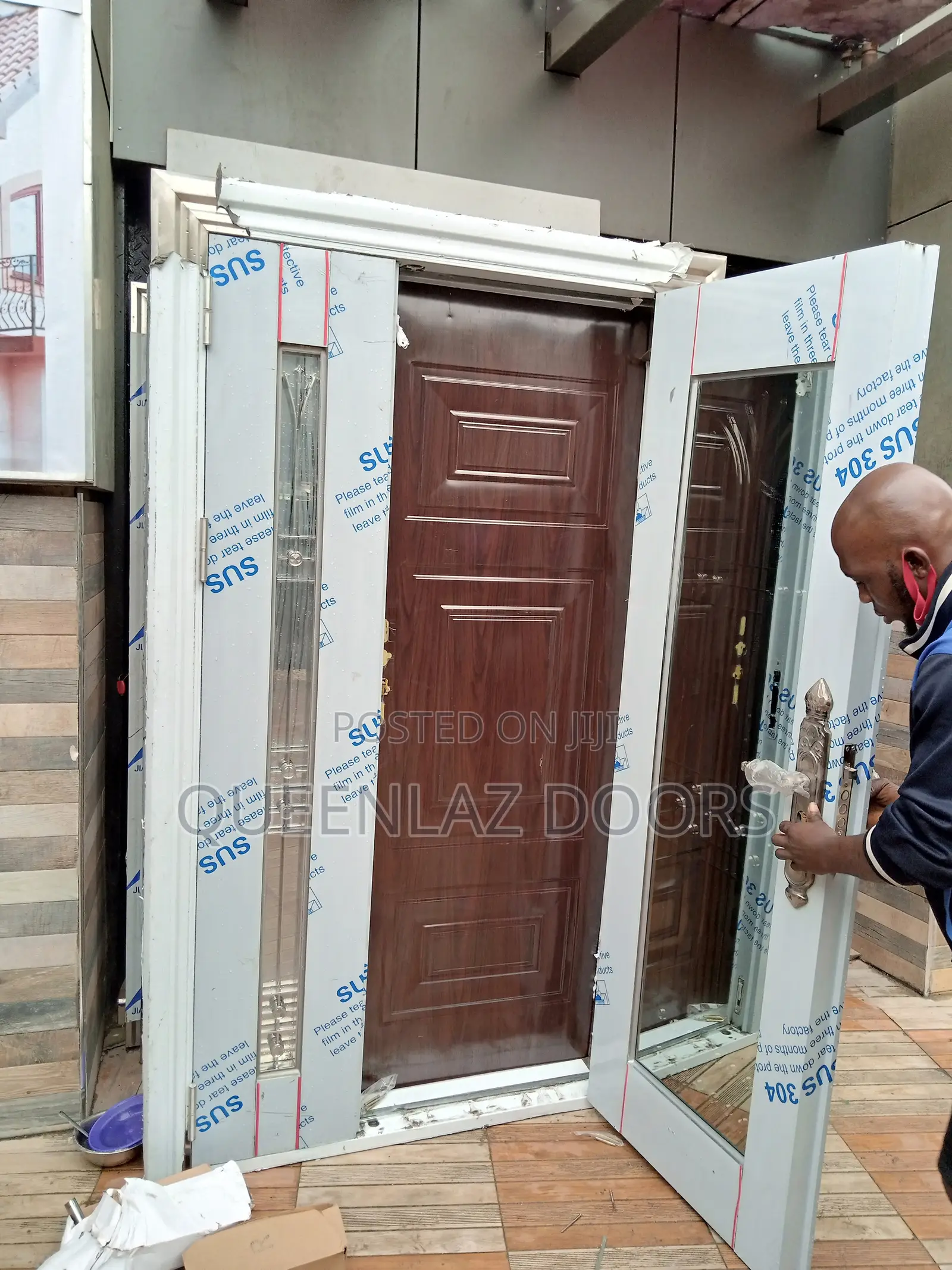 4ft Door in Door Glass