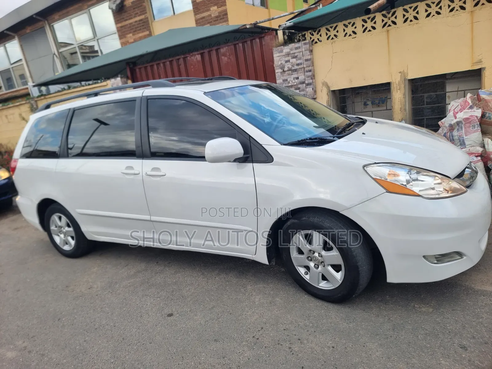 Toyota Sienna 2007 White