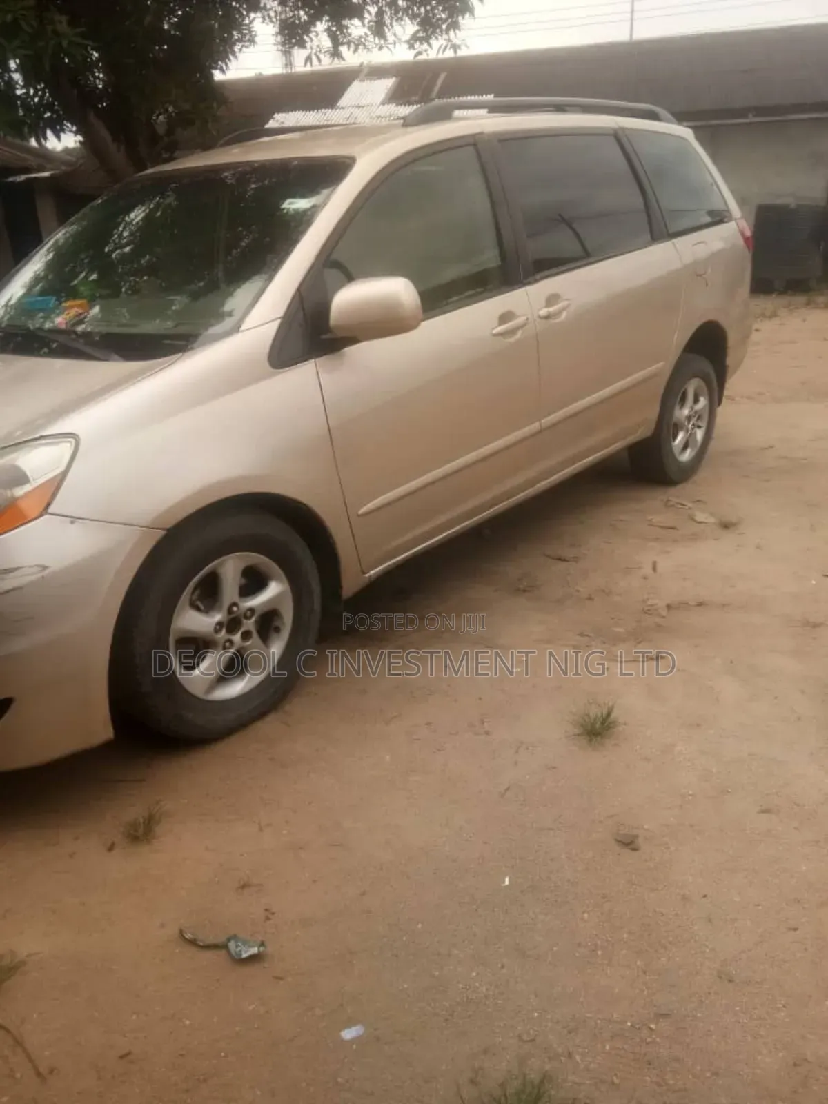 Toyota Sienna LE FWD 2006 Gold