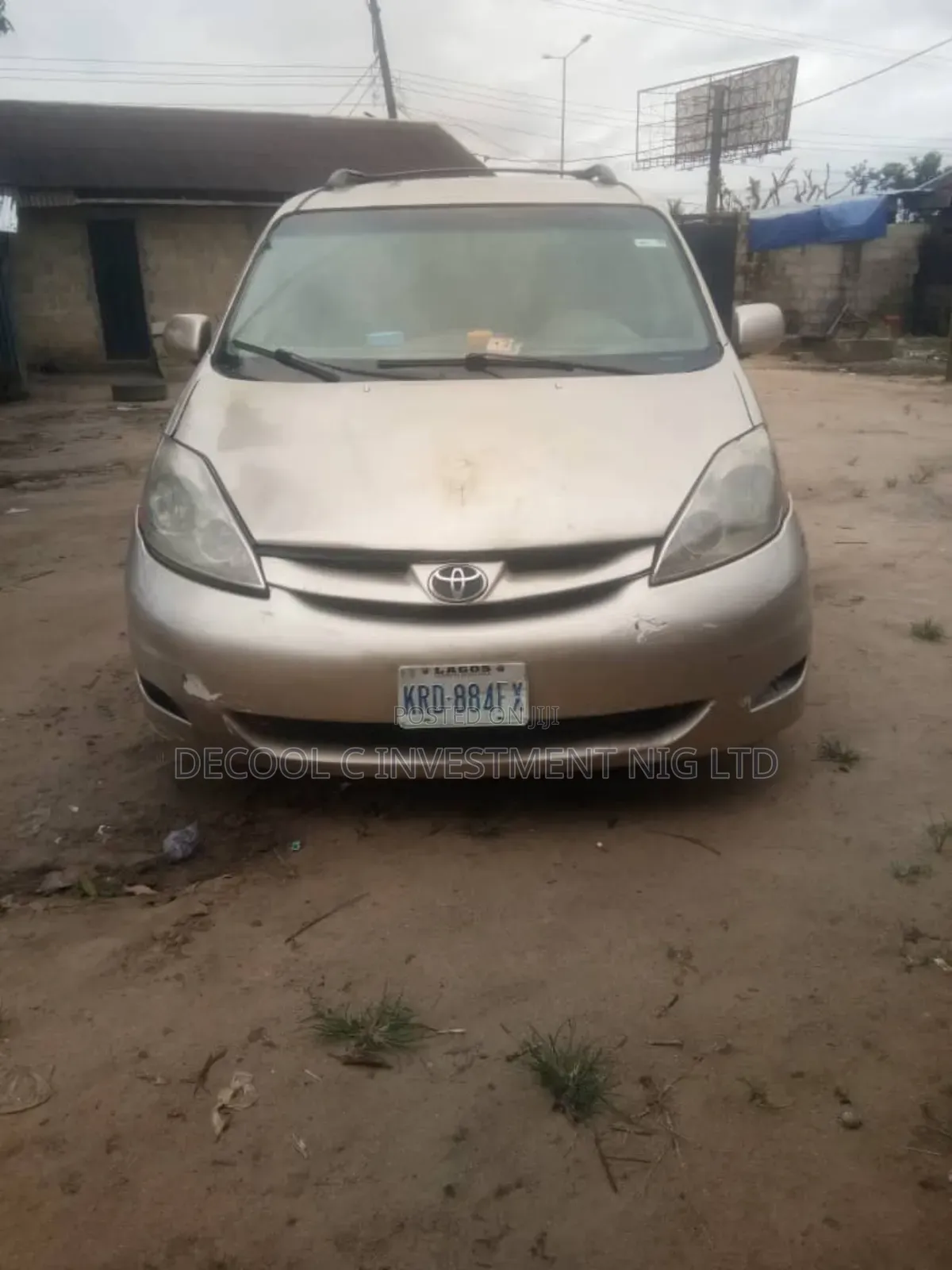 Toyota Sienna LE FWD 2006 Gold