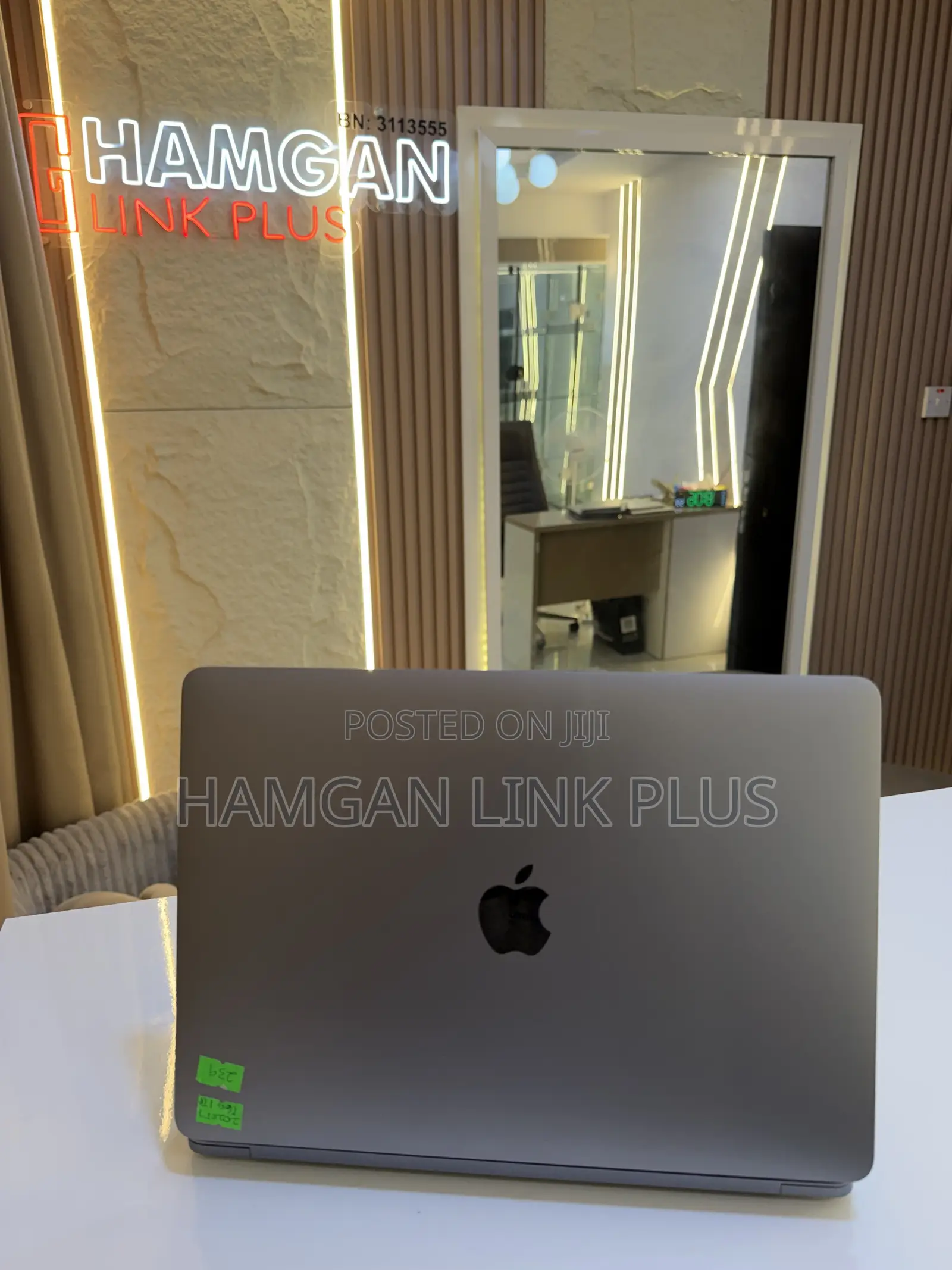 Laptop Apple MacBook Pro 2020 32GB Intel Core i7 SSD 1T