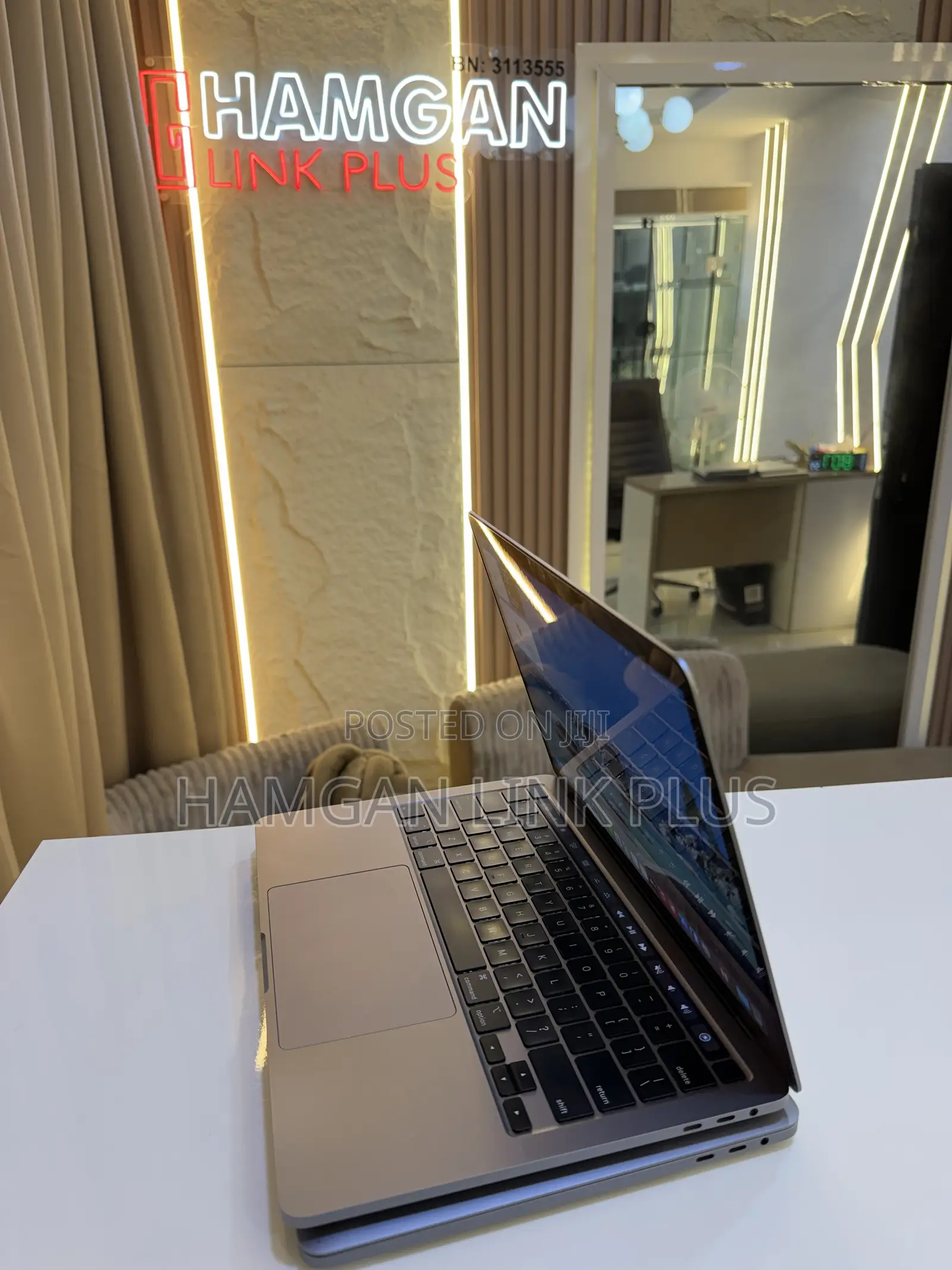 Laptop Apple MacBook Pro 2020 32GB Intel Core i7 SSD 1T