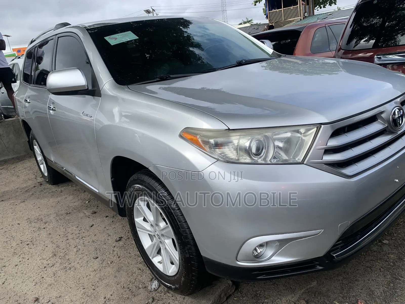 Toyota Highlander Limited 3.5l 4WD 2013 Silver