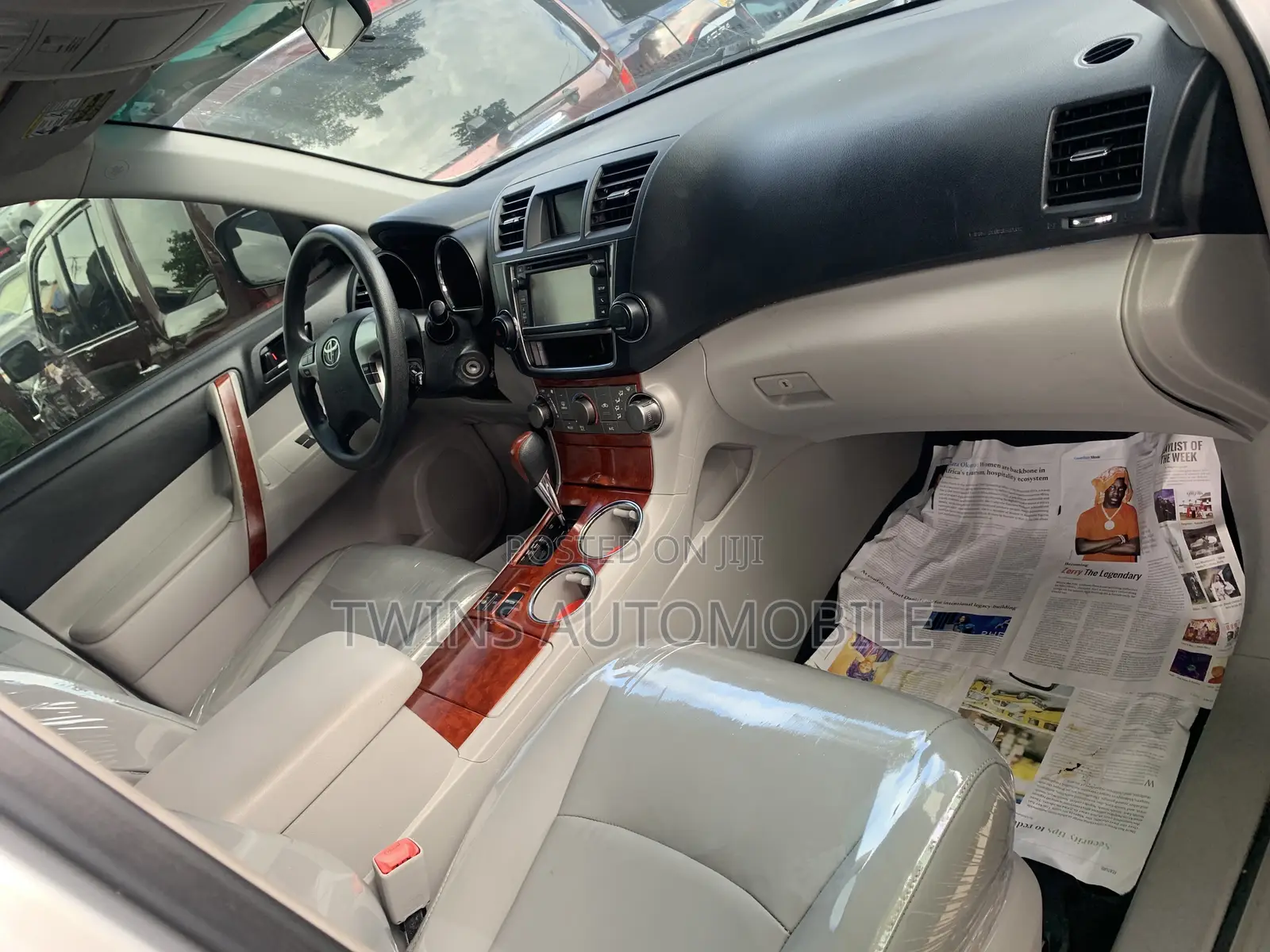 Toyota Highlander Limited 3.5l 4WD 2013 Silver