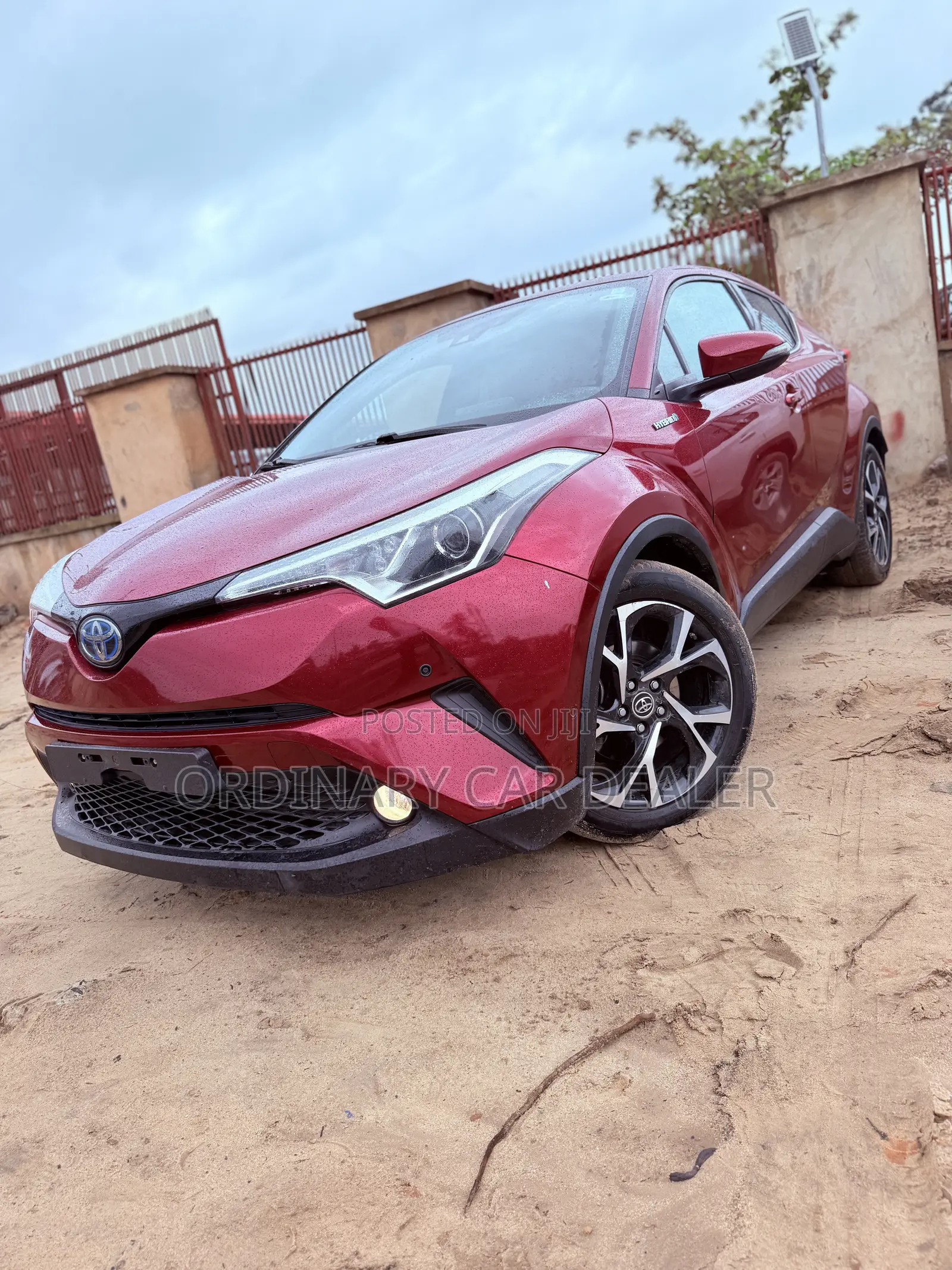 Toyota C-HR XLE FWD 2019 Red