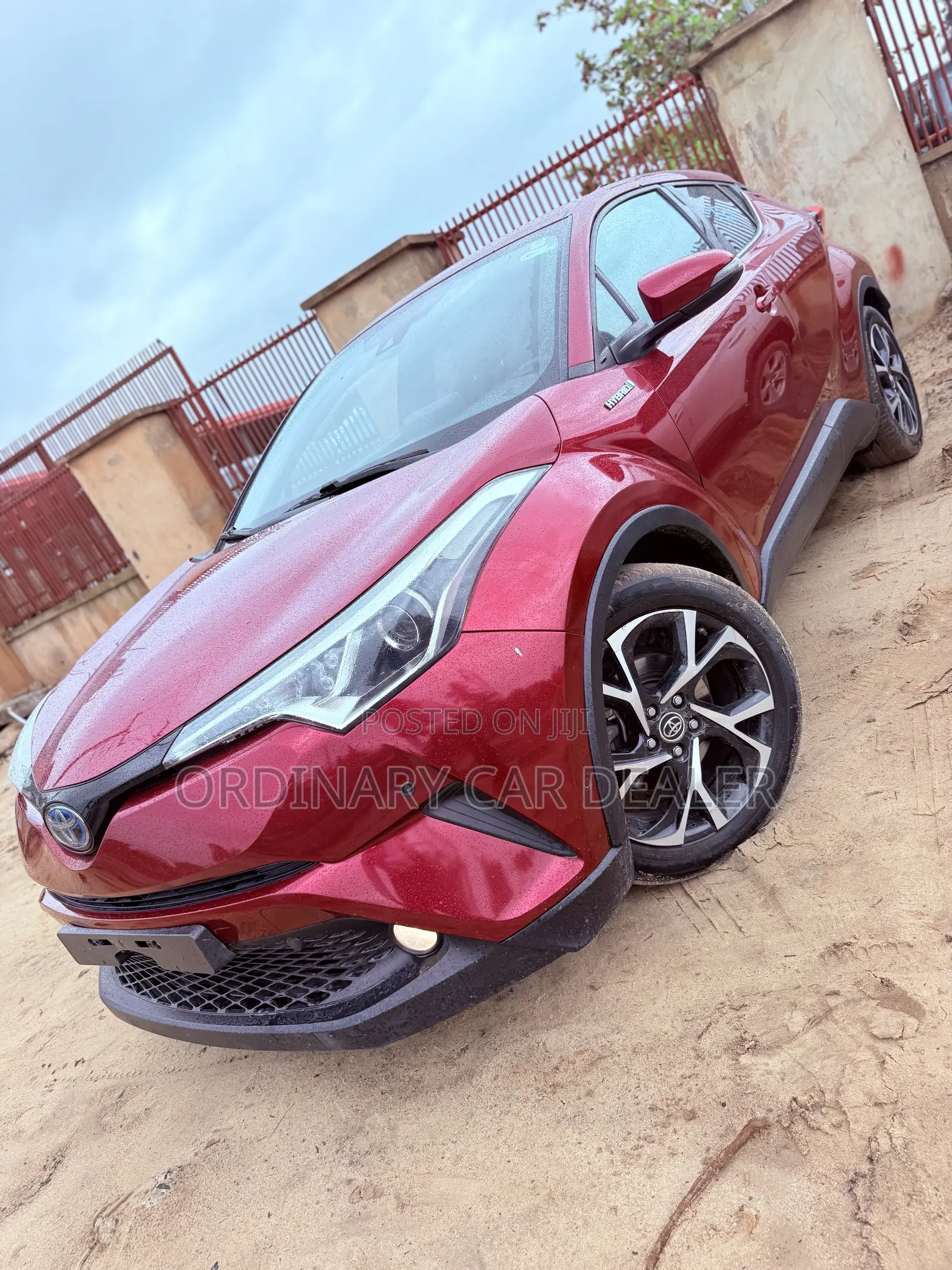 Toyota C-HR XLE FWD 2019 Red