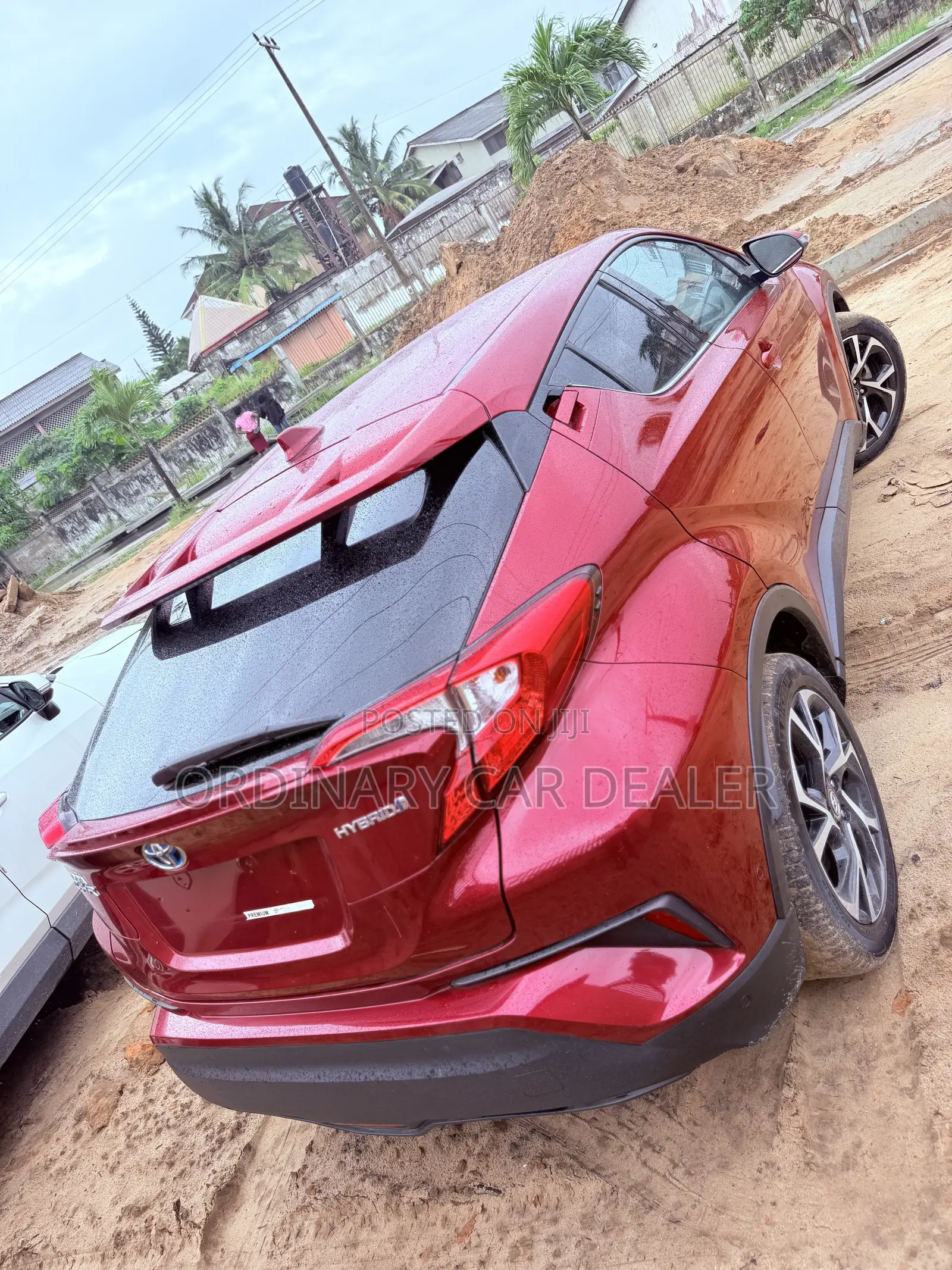 Toyota C-HR XLE FWD 2019 Red