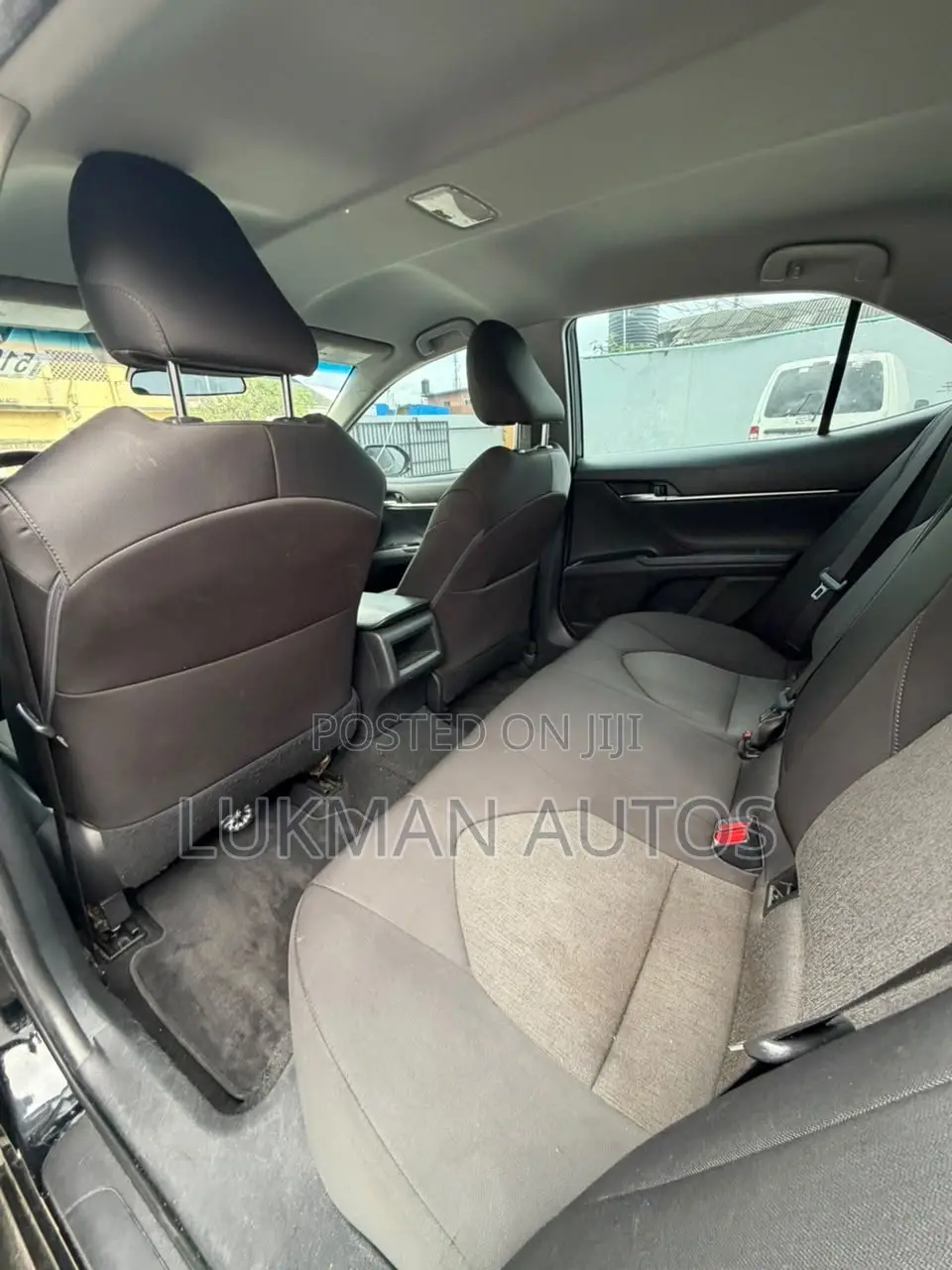 Toyota Camry LE FWD (2.5L 4cyl 8AM) 2018 Black