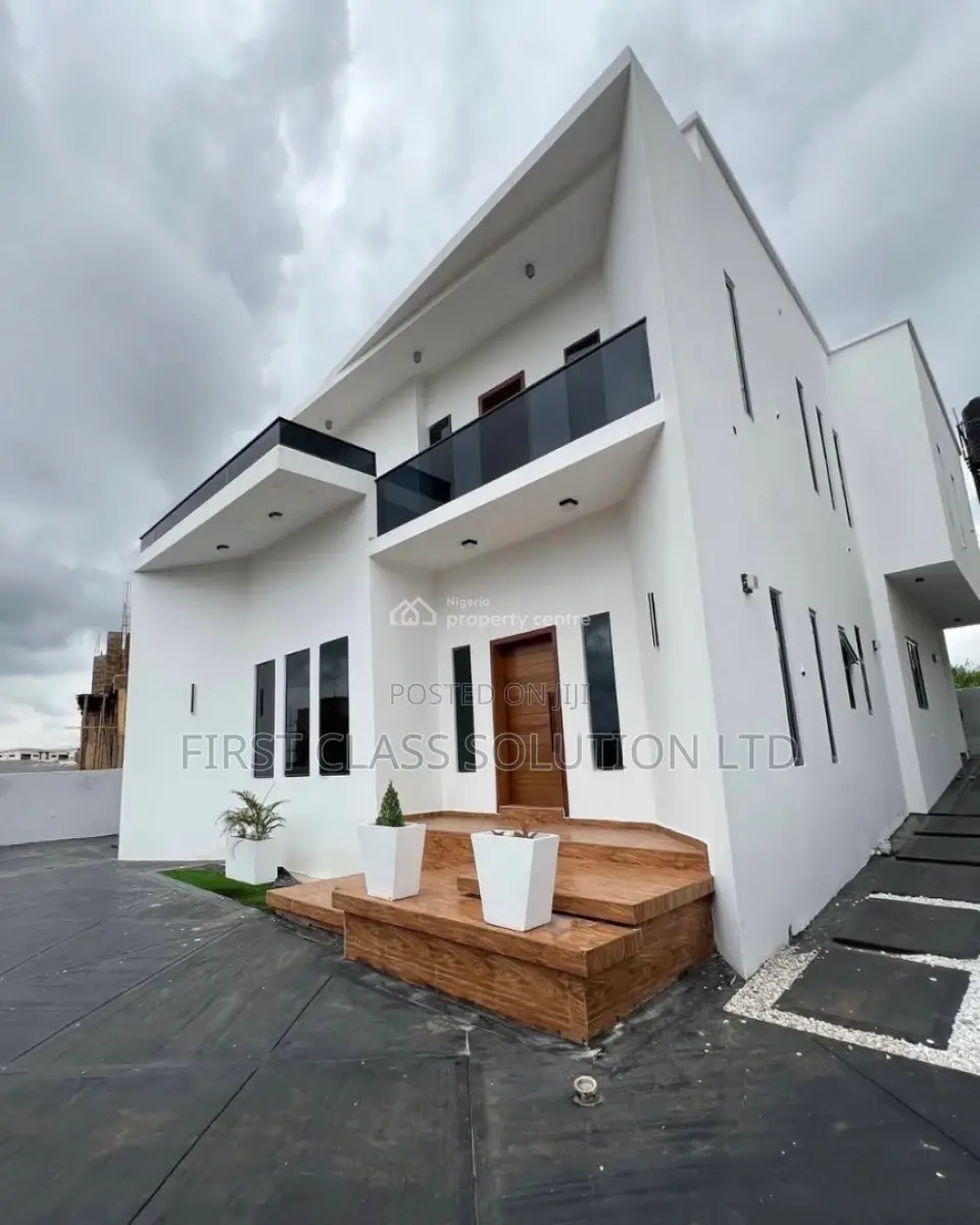 Furnished 4bdrm Duplex in Enugu State for sale