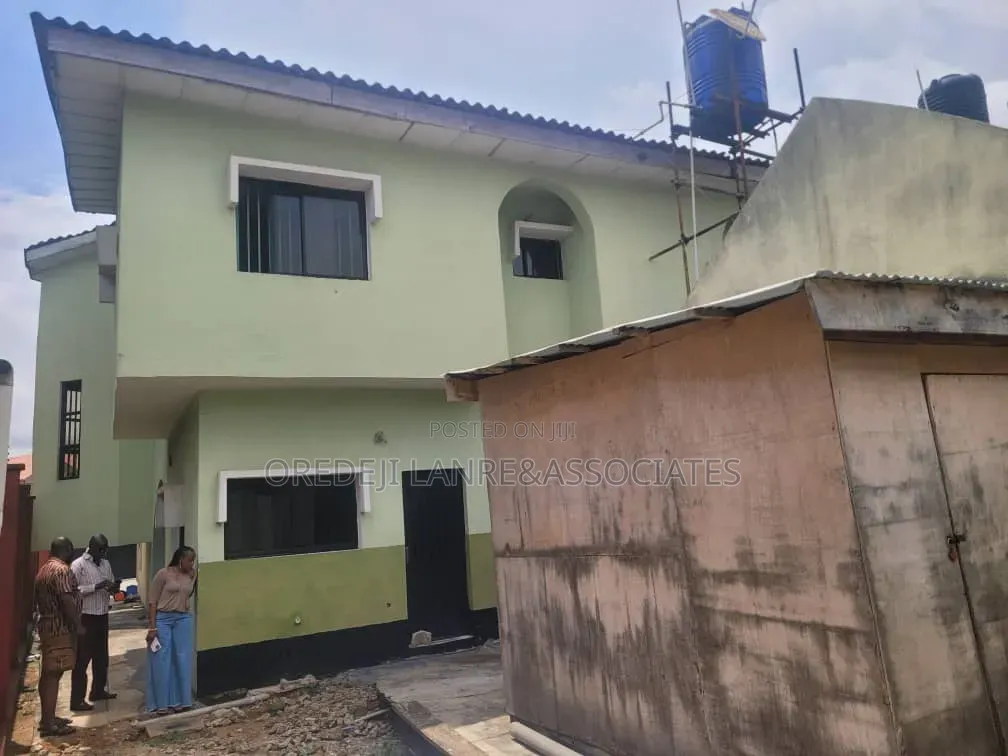 Uncommon 950sqm Sellable Half Way at Magodo Ph2 Estate 3m /SQM