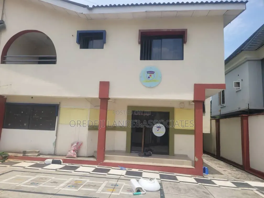 Uncommon 950sqm Sellable Half Way at Magodo Ph2 Estate 3m /SQM