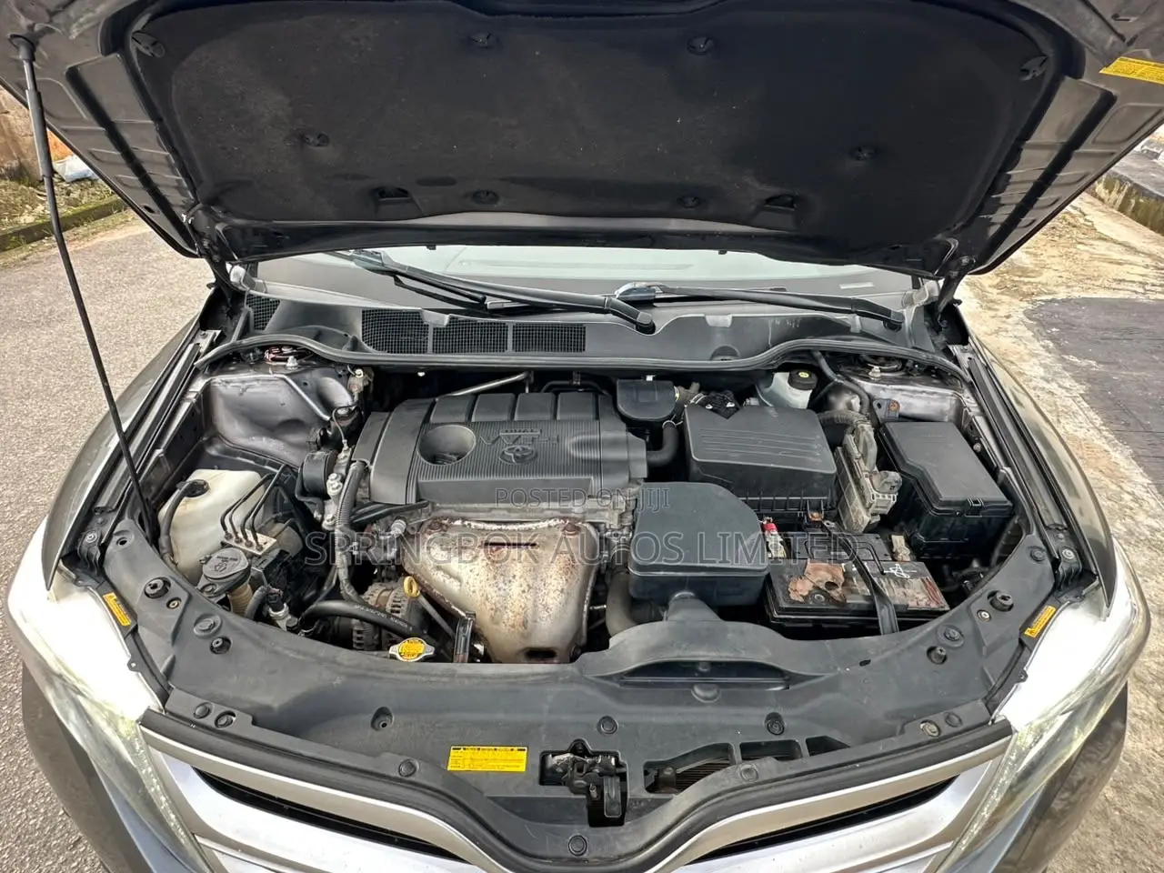 Toyota Venza XLE 4dr Wagon AWD (2.7L 4cyl 6A) 2014 Gray