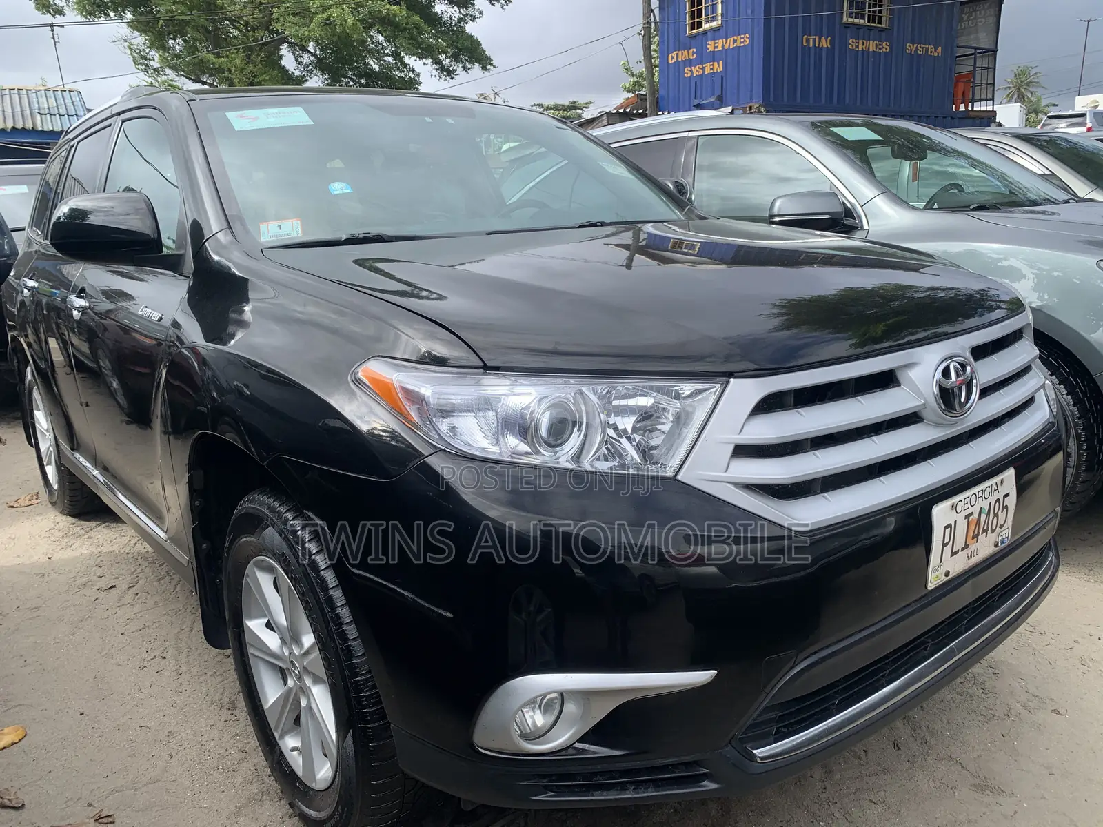 Toyota Highlander Limited 3.5l 4WD 2013 Black