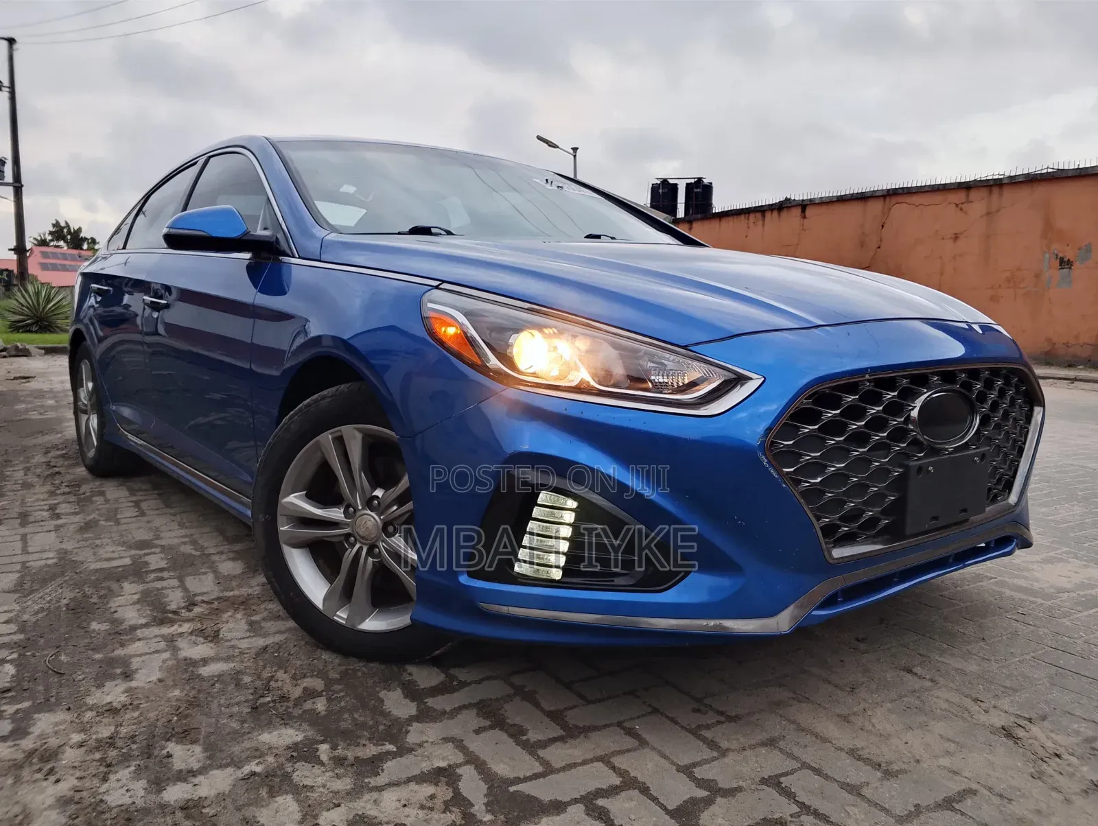Hyundai Sonata Sport 2.0T Sedan FWD (2.0L 4cyl 6A) 2017 Blue
