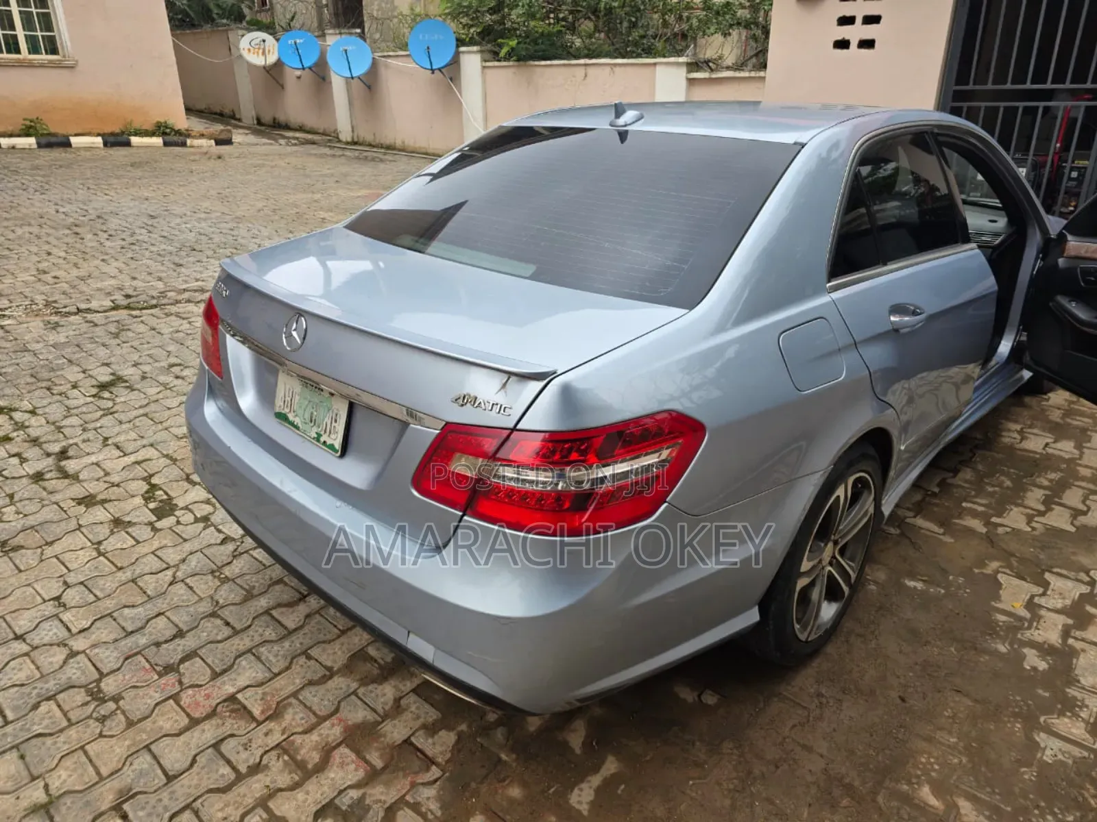 Mercedes-Benz E350 2012 Blue