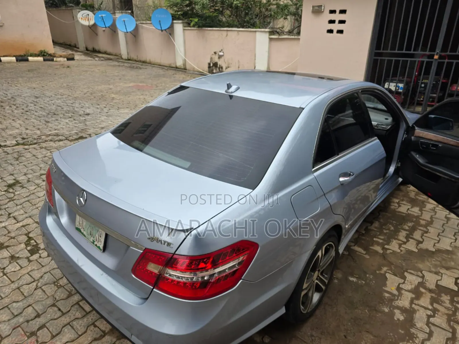 Mercedes-Benz E350 2012 Blue