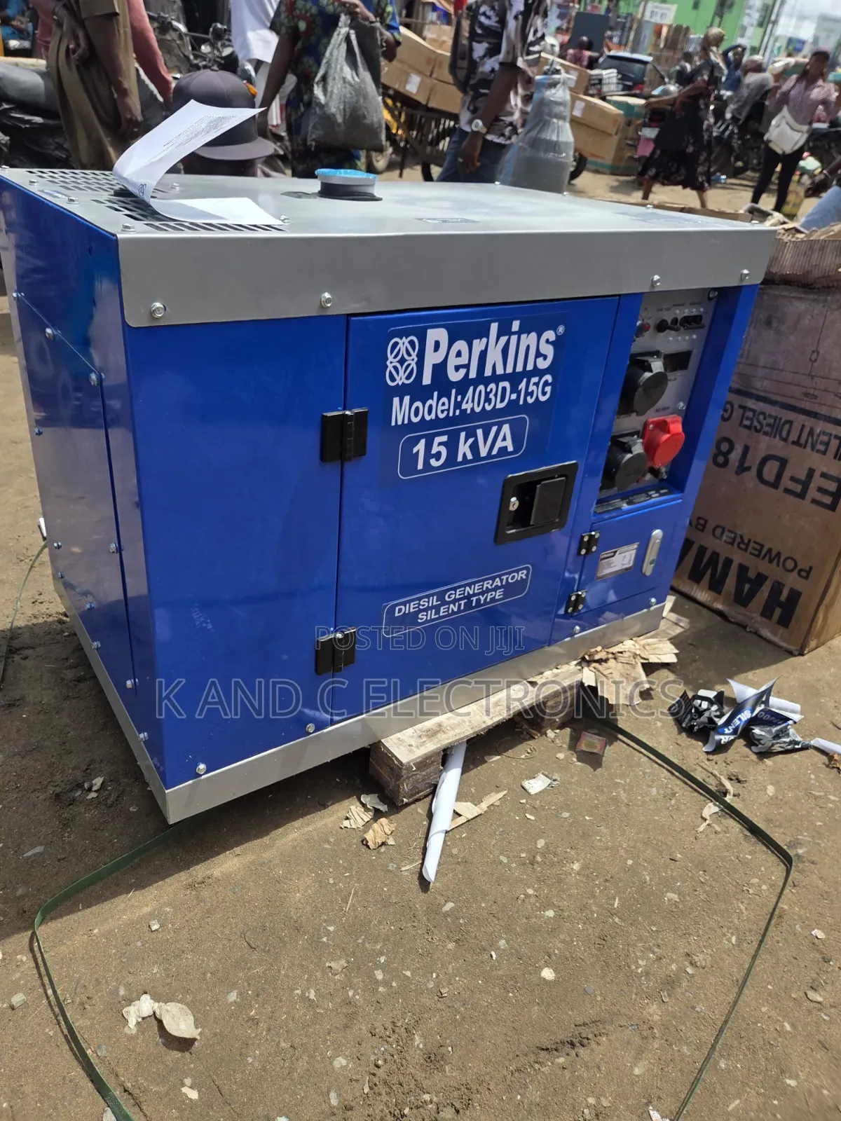 Heavy-Duty 15kVA Perkins Diesel Soundproof Generator 3face 100%COPPER