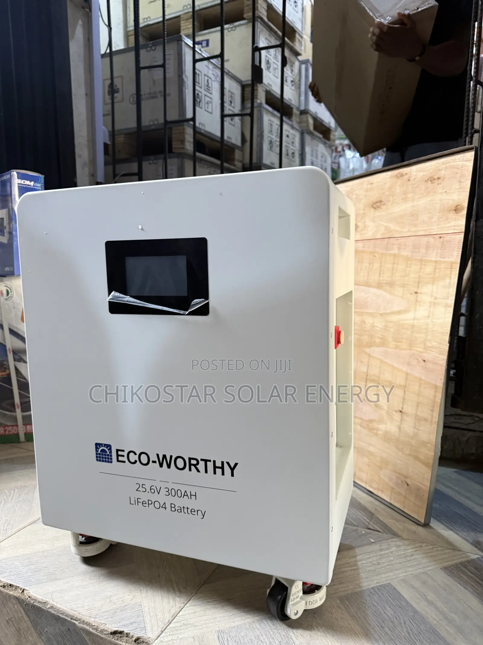 ECO-WORTHY 7.5kWh 25.6V 300Ah LiFePO4 Lithium Solar Inverter Battery