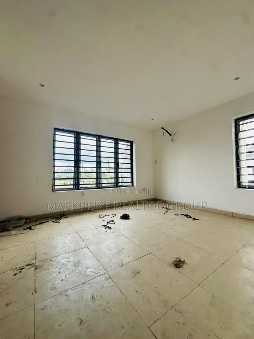 4bdrm Duplex in Ogudu Gra Lagos for rent