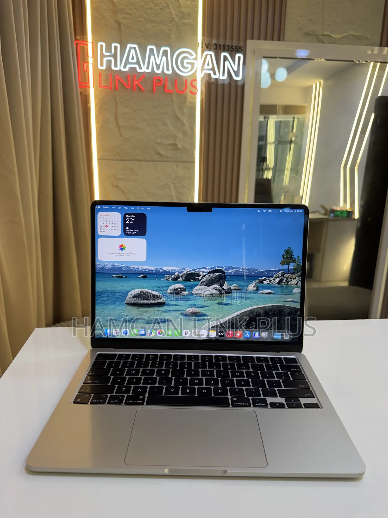 Laptop Apple MacBook Air 2024 M3 8GB Apple M3 SSD 256GB