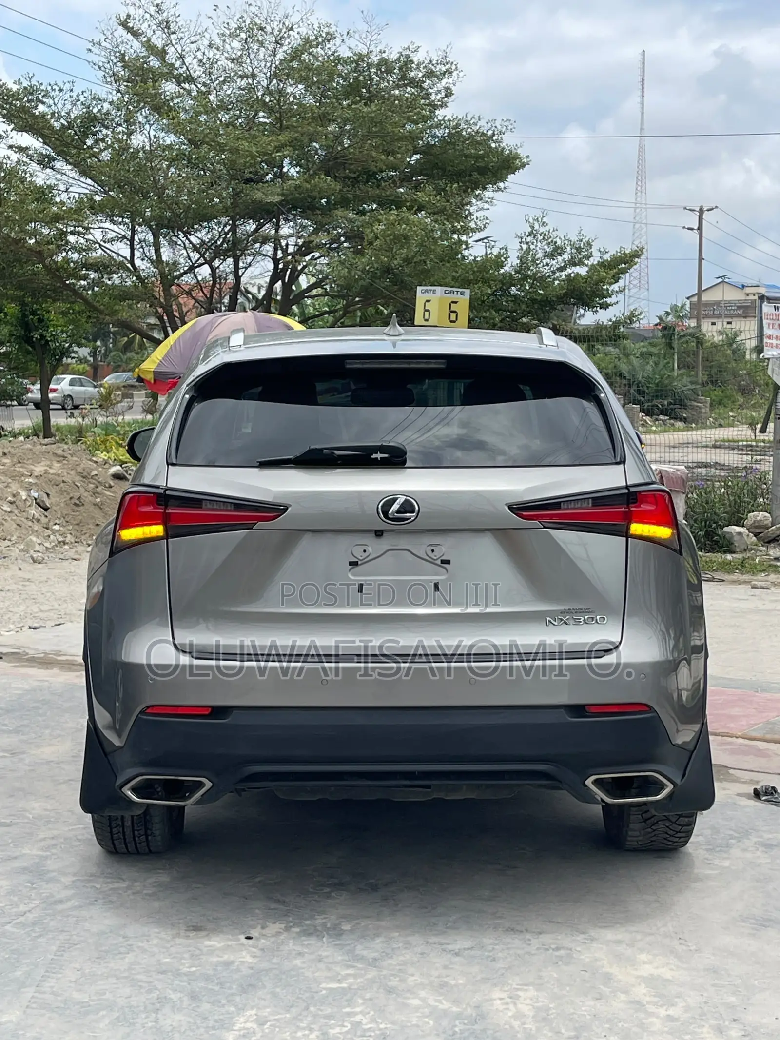 Lexus NX 300 FWD 2018 Gold