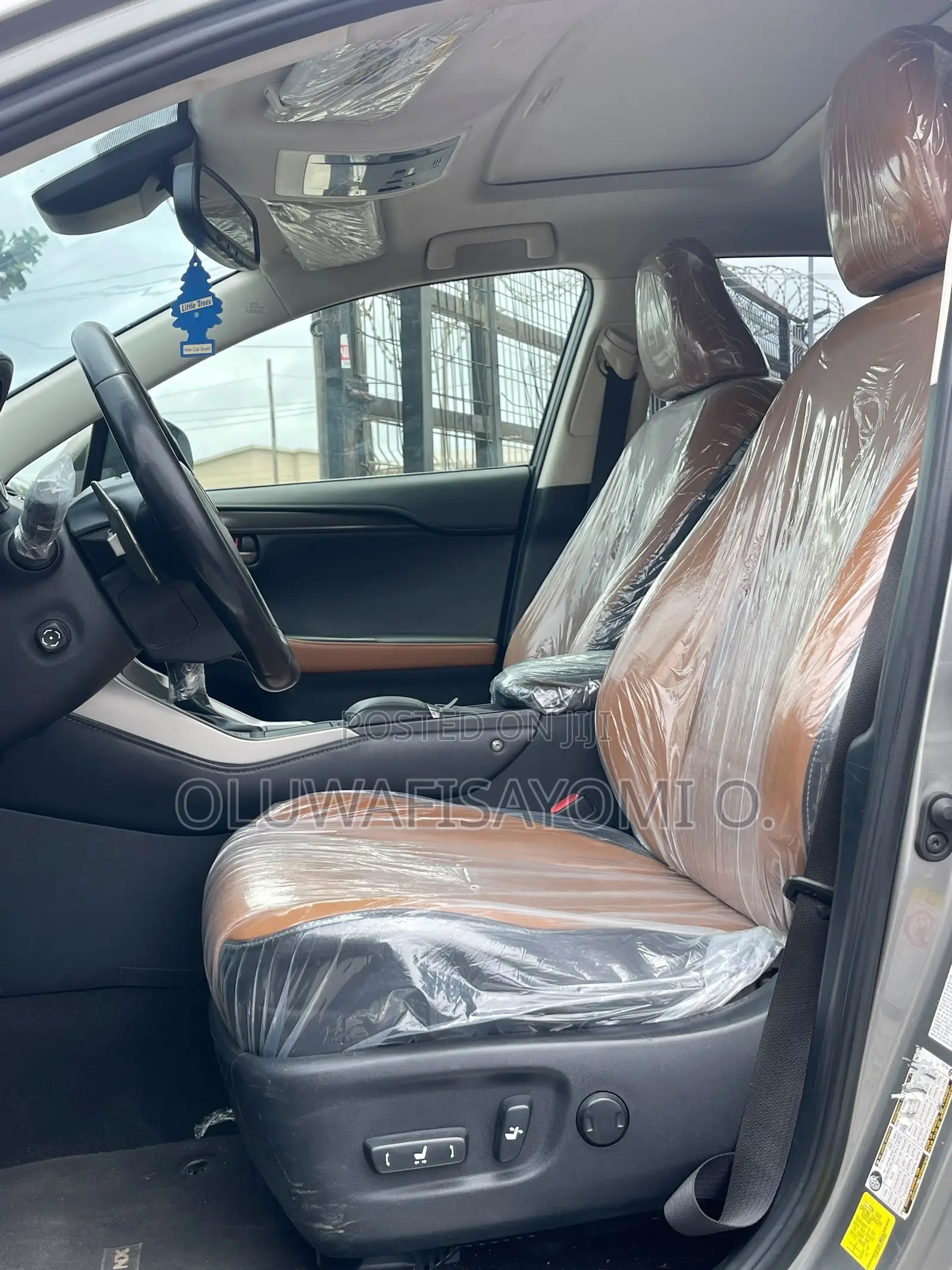 Lexus NX 300 FWD 2018 Gold