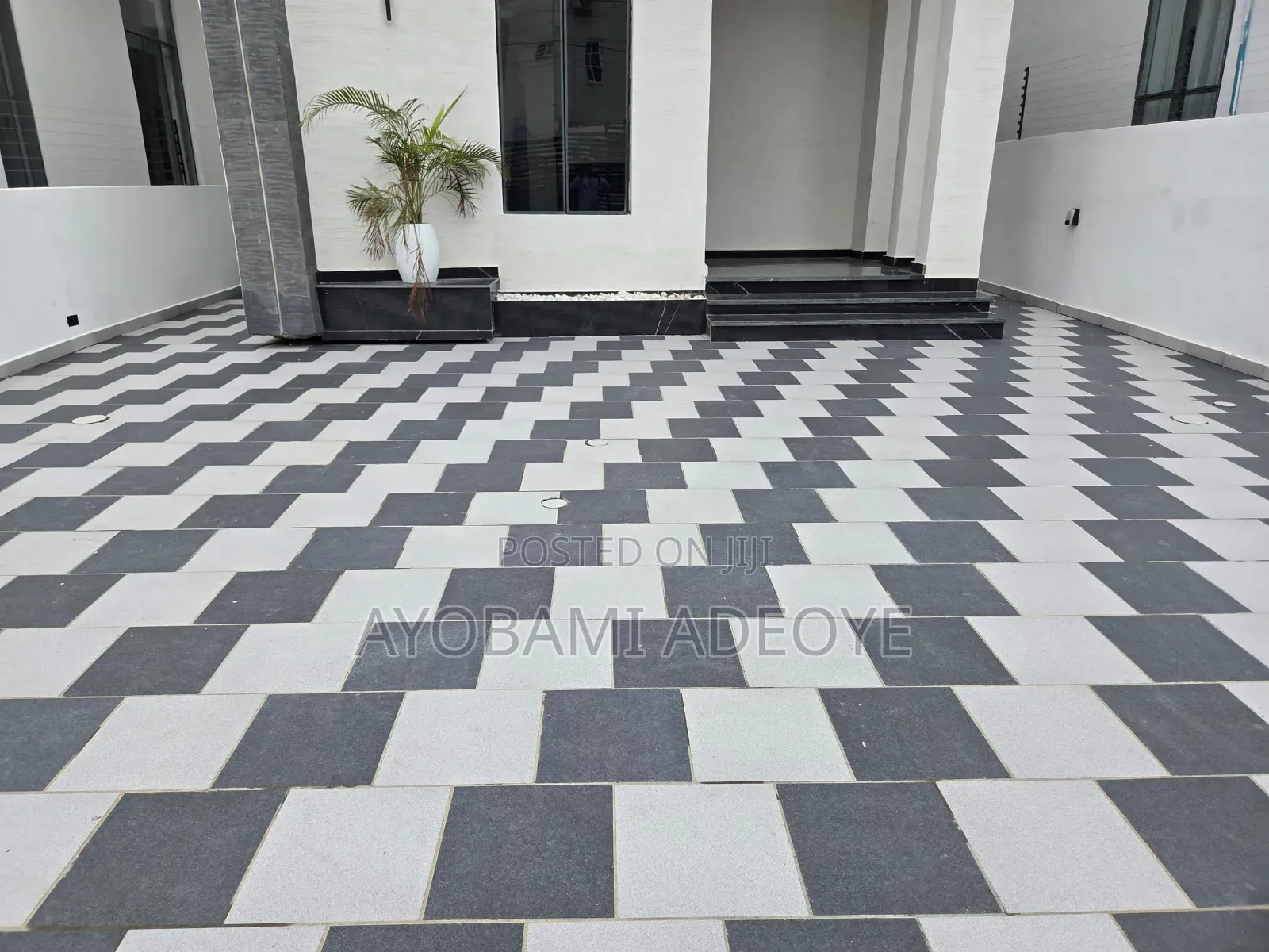 5bdrm Maisonette in Ado / Ajah for sale