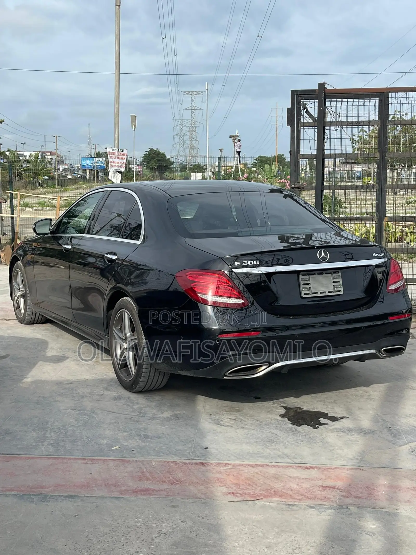 Mercedes-Benz E300 4Matic AWD Sedan (2.0L 4cyl 9A) 2017 Black