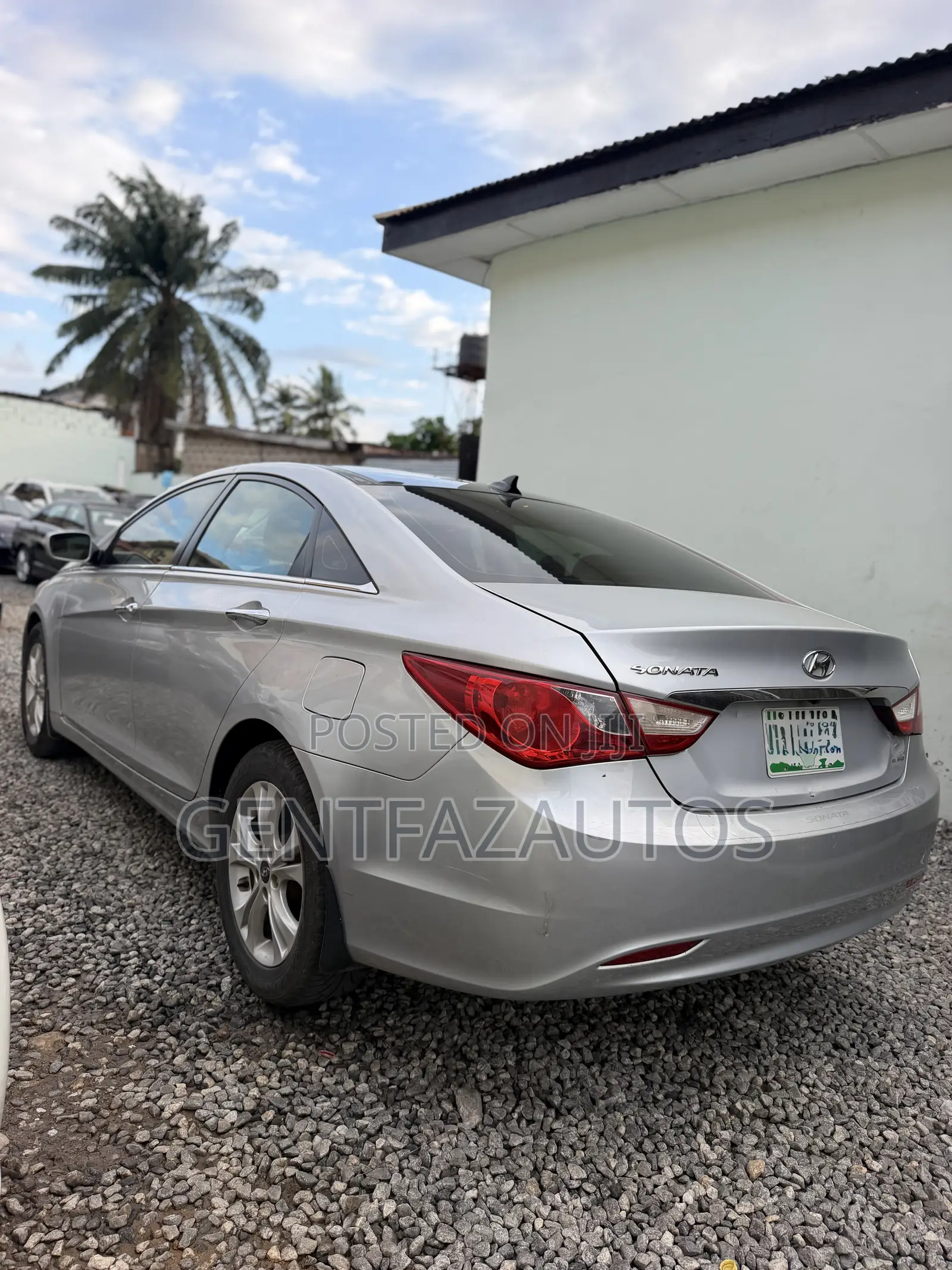 Hyundai Sonata Limited 2.0T Sedan (2.0L 4cyl 6A) 2013 Silver