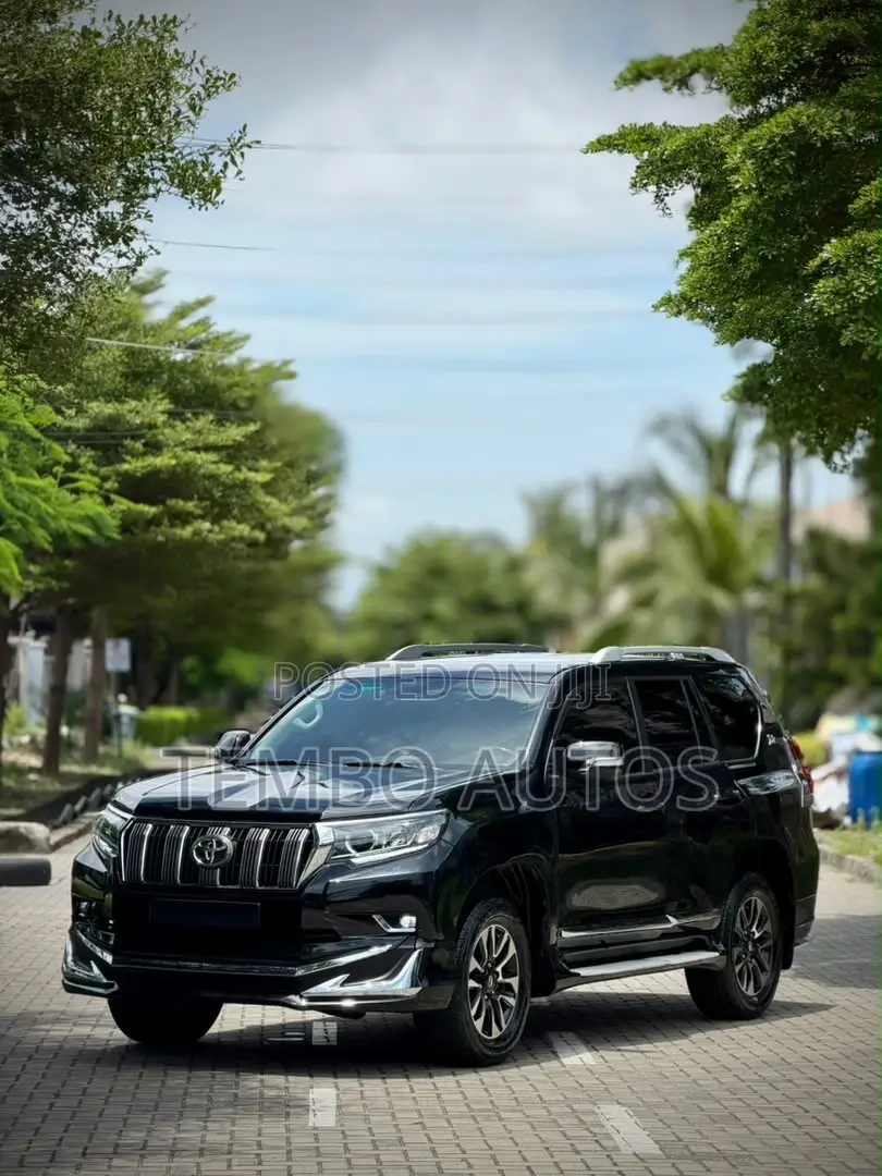 Toyota Land Cruiser Prado 4.0 Petrol TX-L 2012 Black