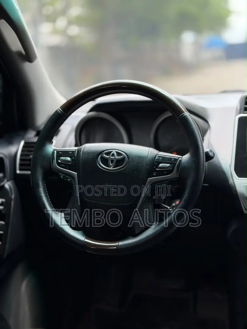 Toyota Land Cruiser Prado 4.0 Petrol TX-L 2012 Black