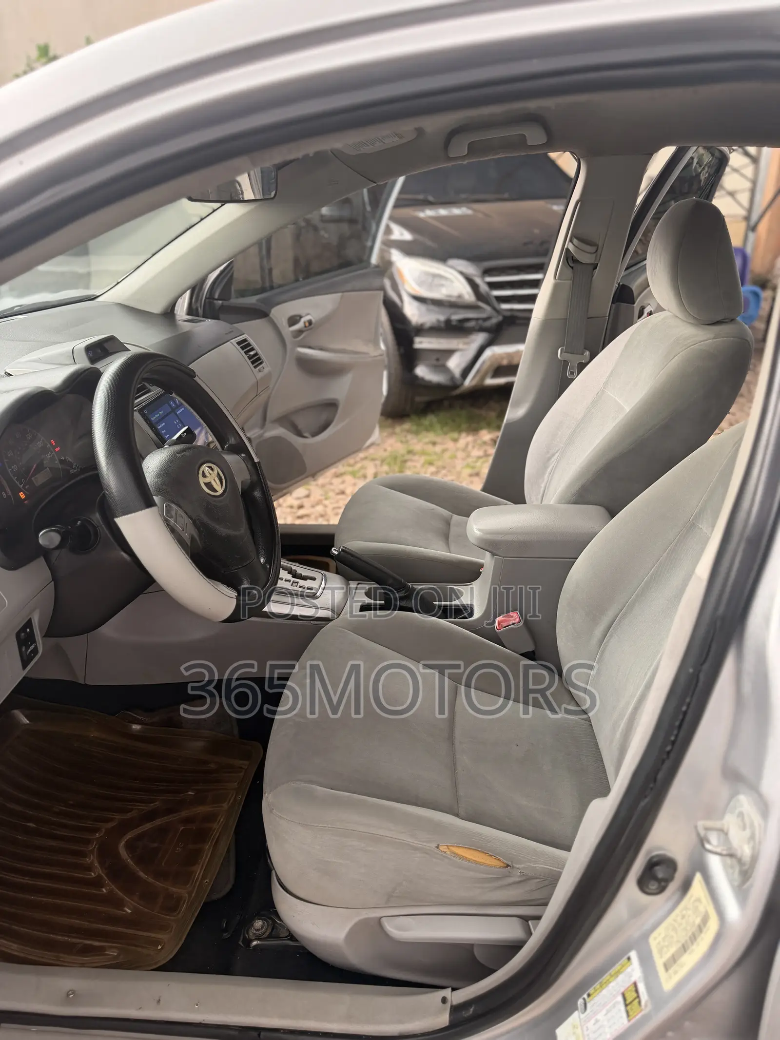 Toyota Corolla 2013 Silver