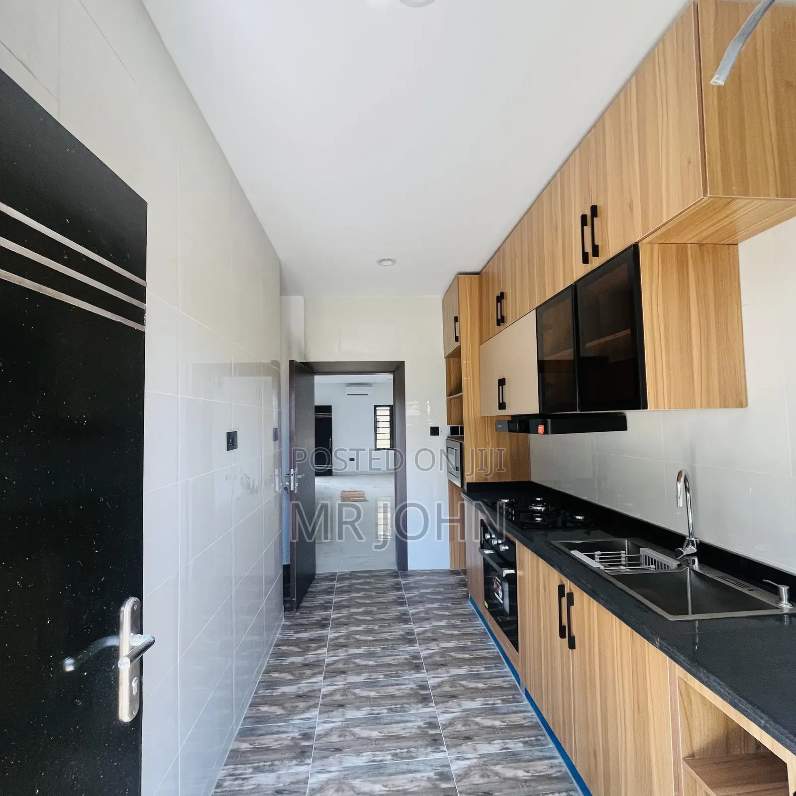 2bdrm Duplex in Ilaje Mobile Road, VGC / Ajah for rent