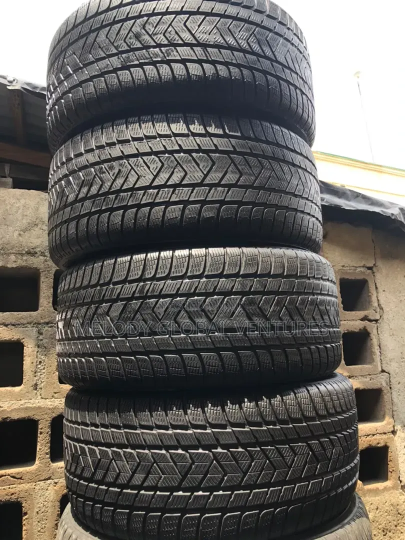 285/50r20/285/45r20//275/50r20/275/45r20 Grade One a/ Tokunbo Tires 