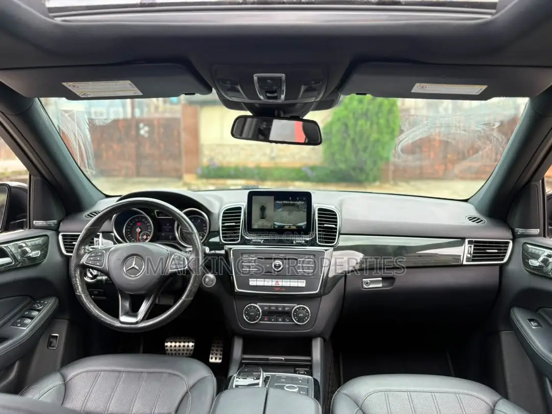 Mercedes-Benz E400 2018 Black